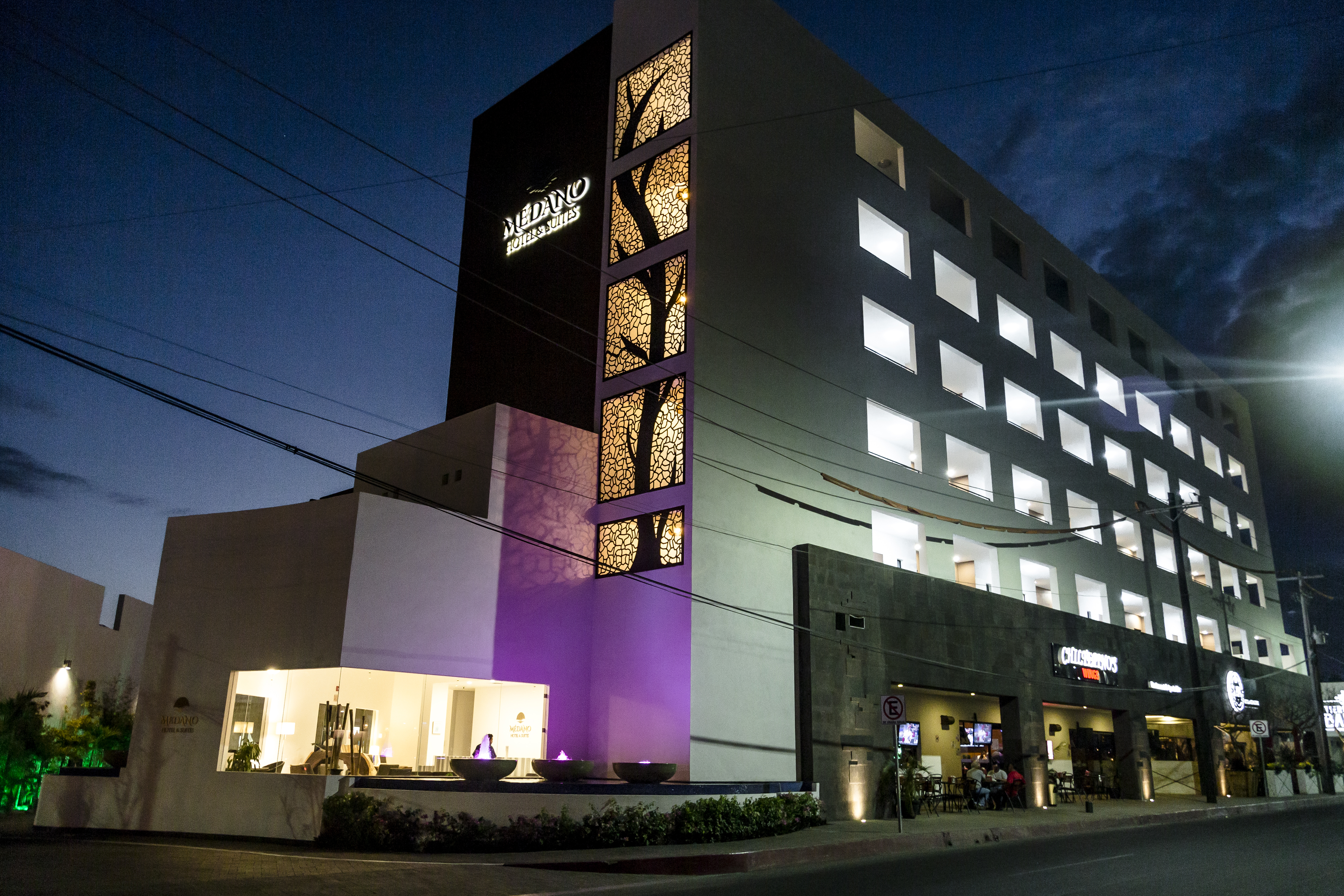 Medano Hotel and Suites