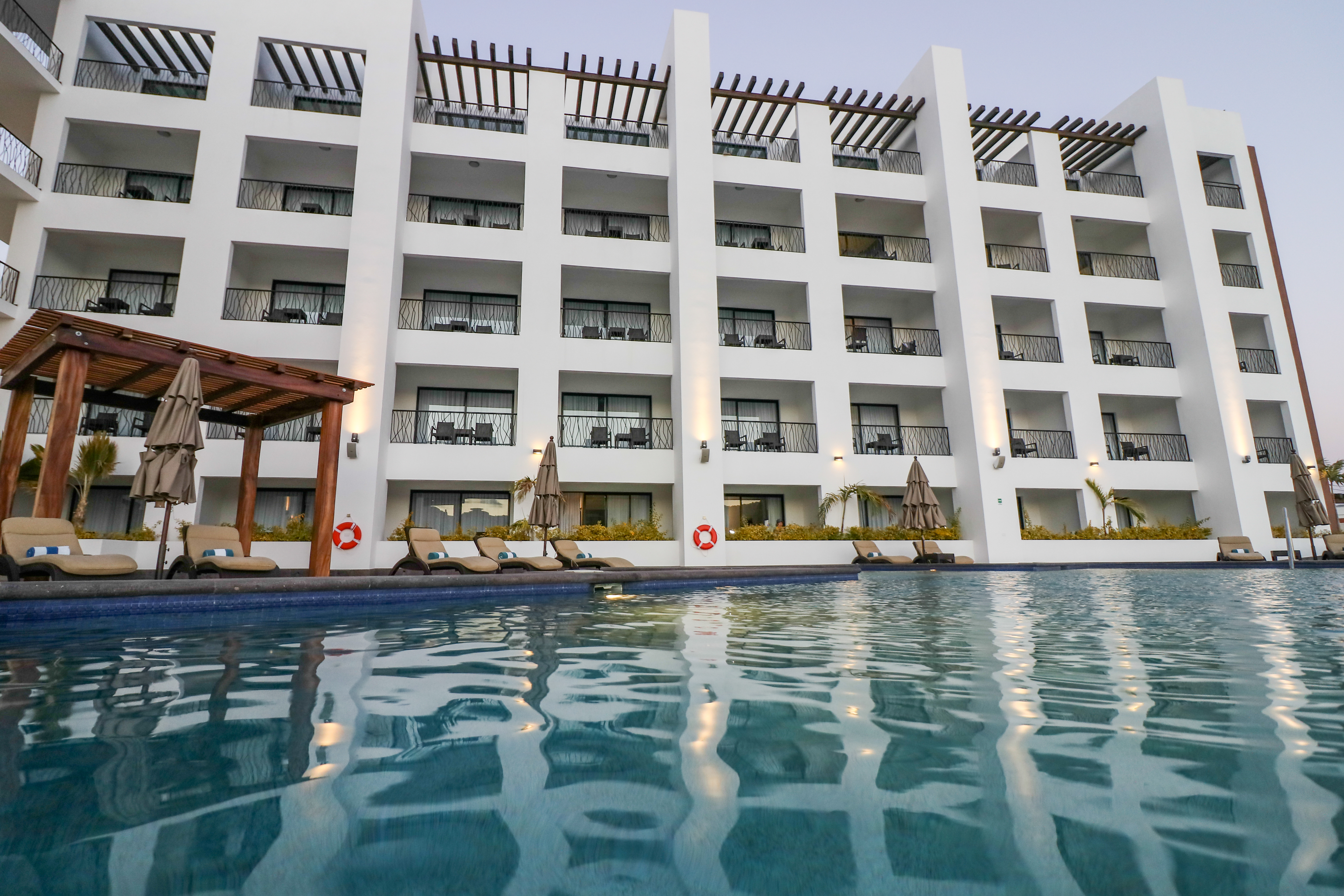 Medano Hotel and Suites