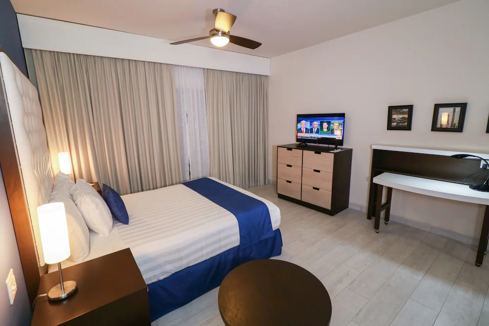 Medano Hotel and Suites