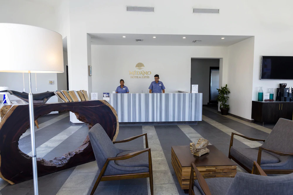 Medano Hotel and Suites