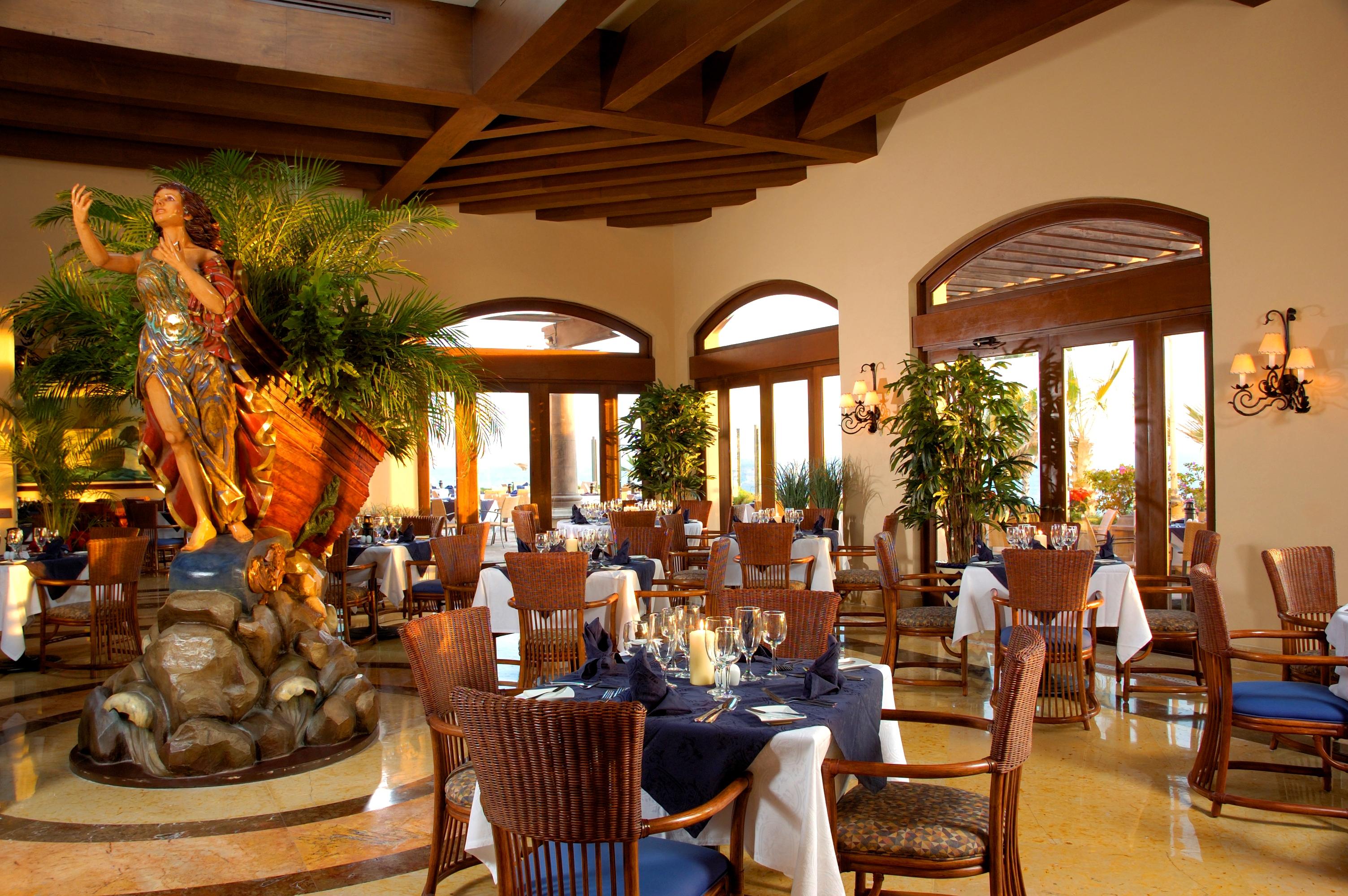 Pueblo Bonito Sunset Beach Golf & Spa Resort