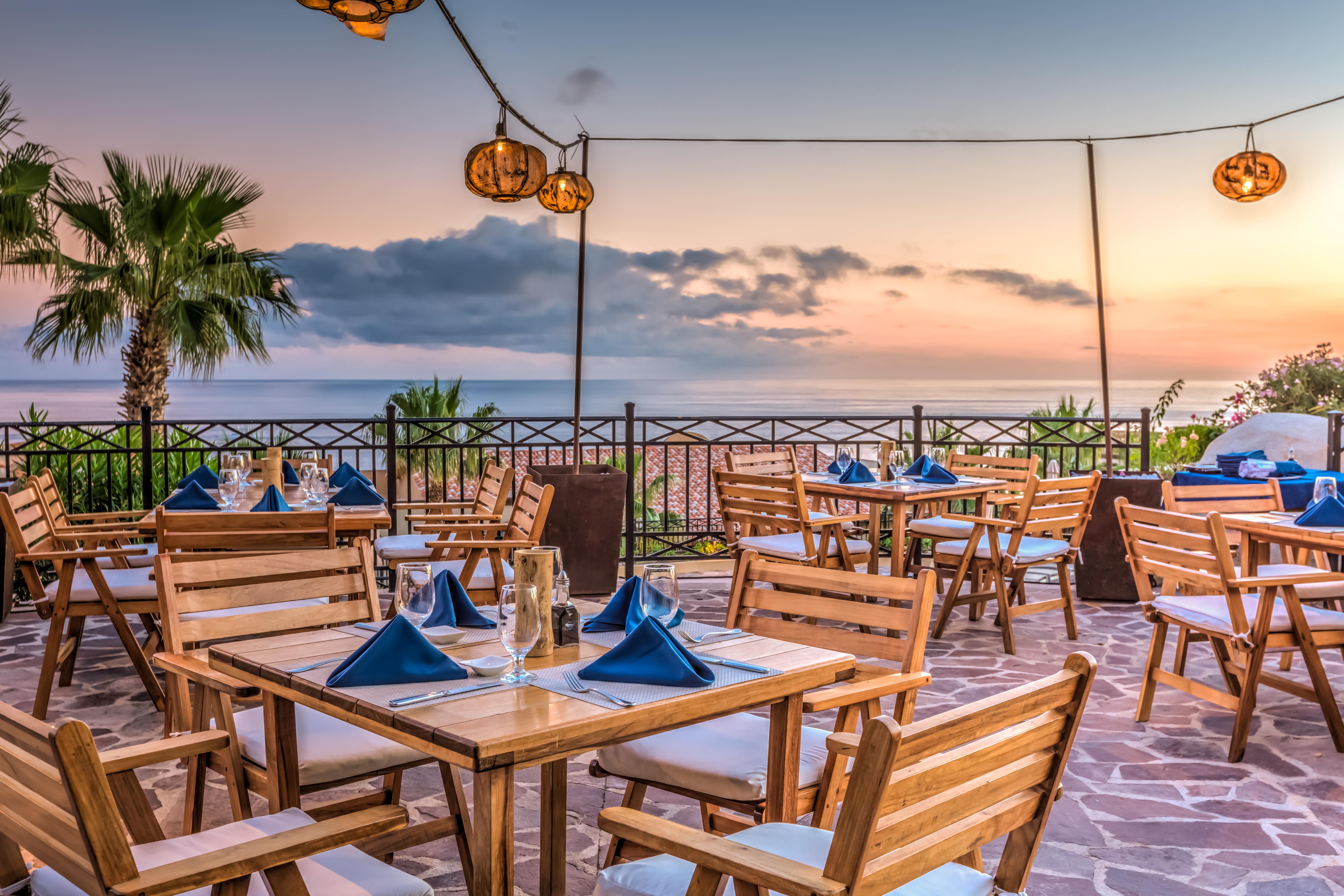 Pueblo Bonito Sunset Beach Golf & Spa Resort