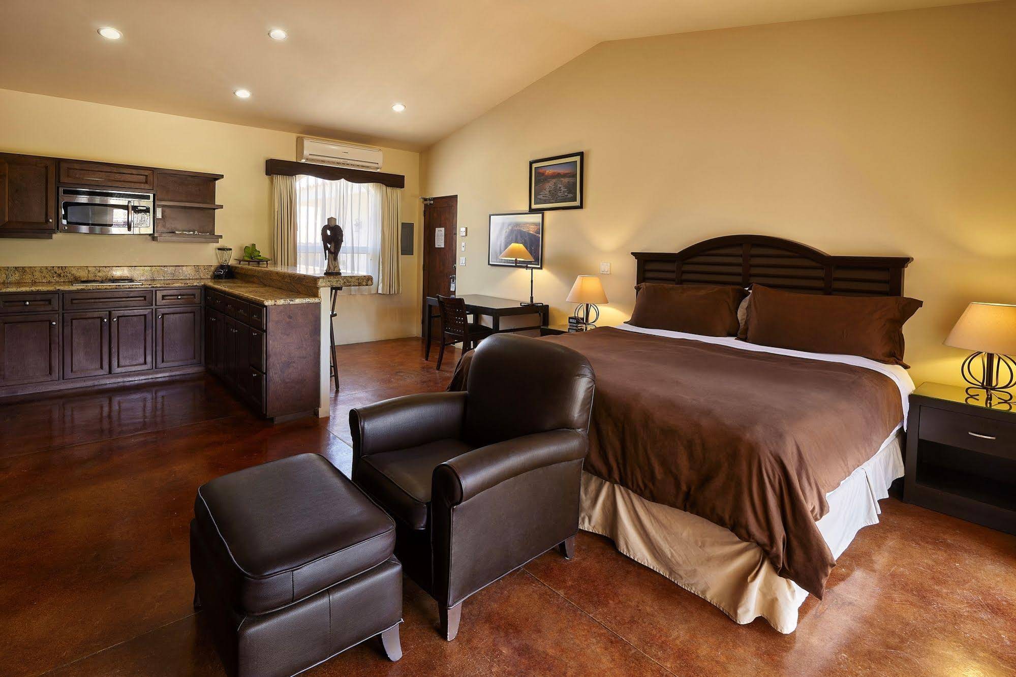 San Angel Suites