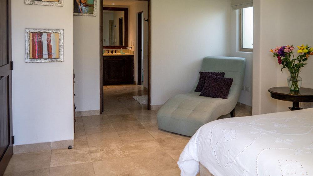 Ventanas Hotel & Residences