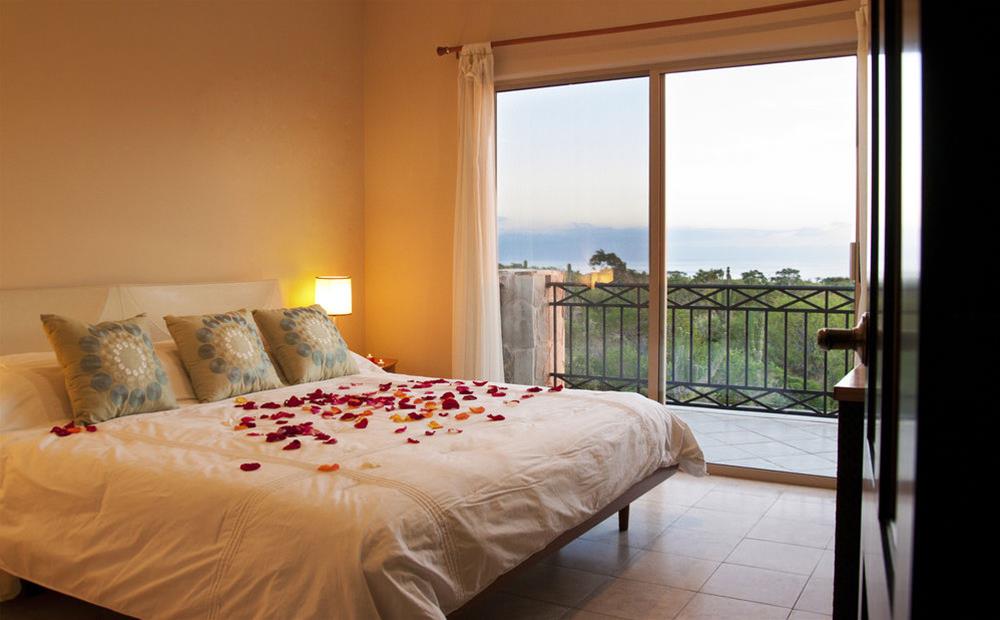 Ventanas Hotel & Residences