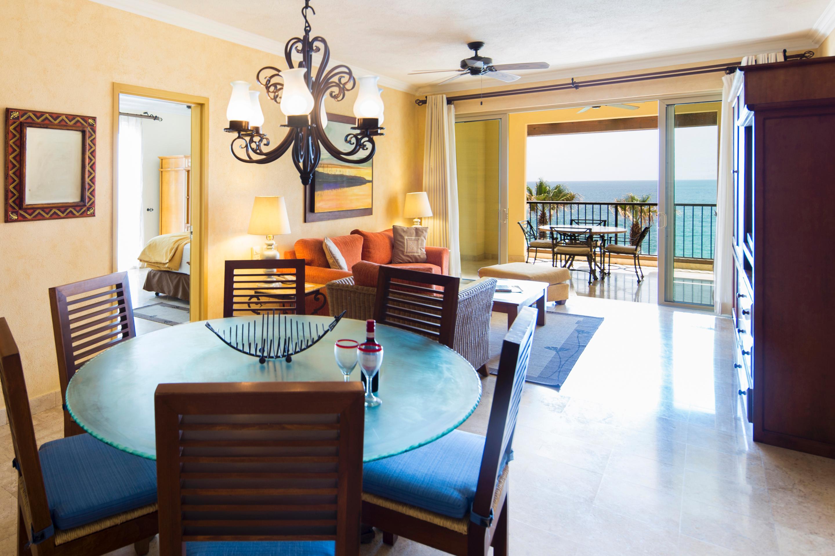 Villa del Arco Beach Resort & Spa