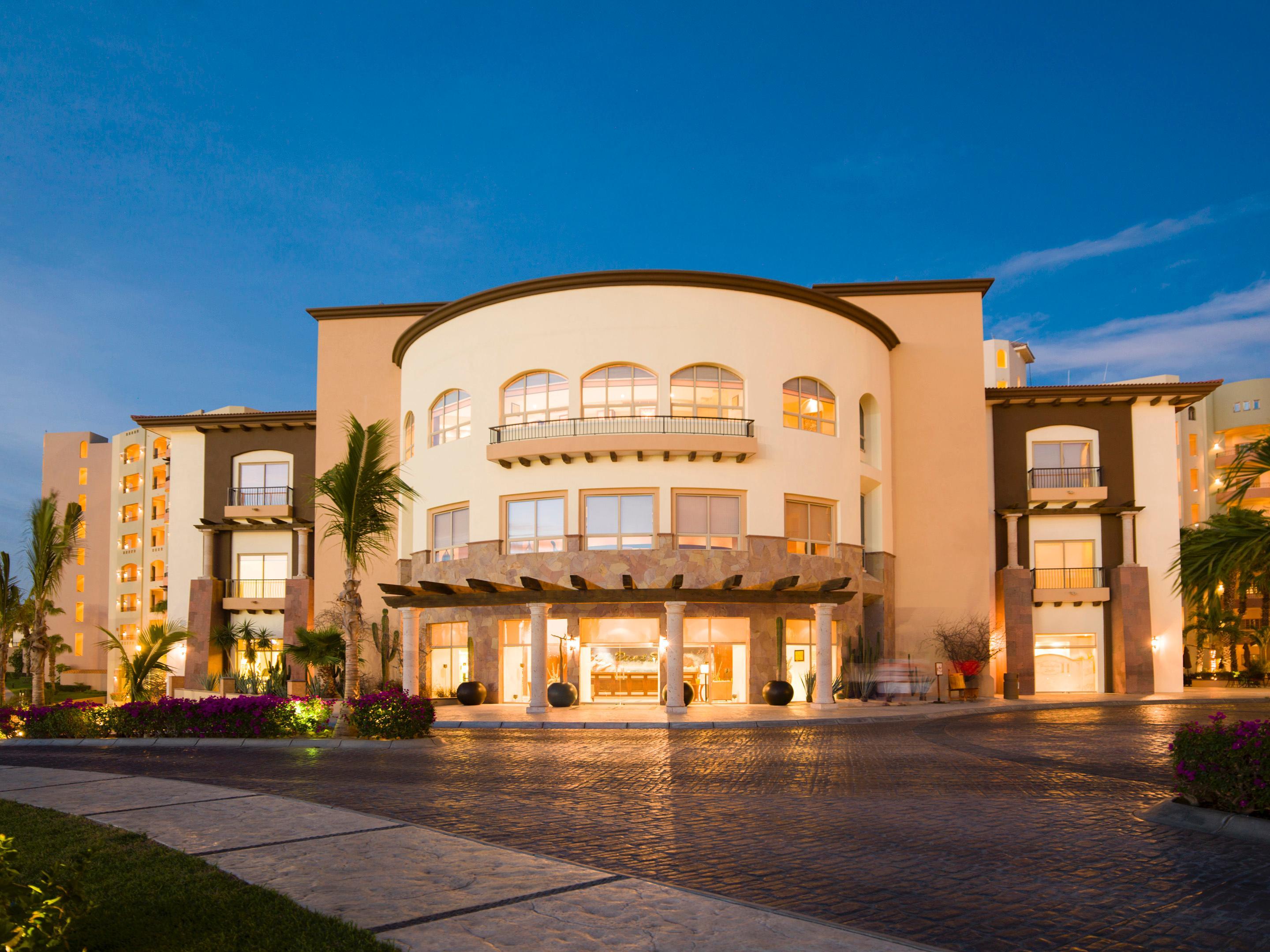 Villa del Arco Beach Resort & Spa