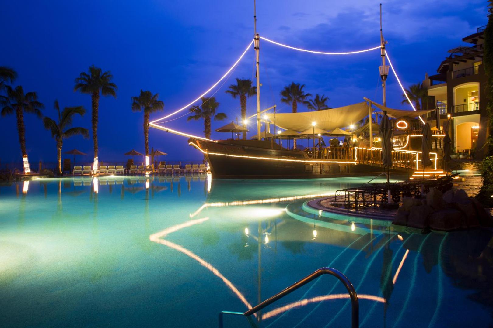 Villa del Arco Beach Resort & Spa