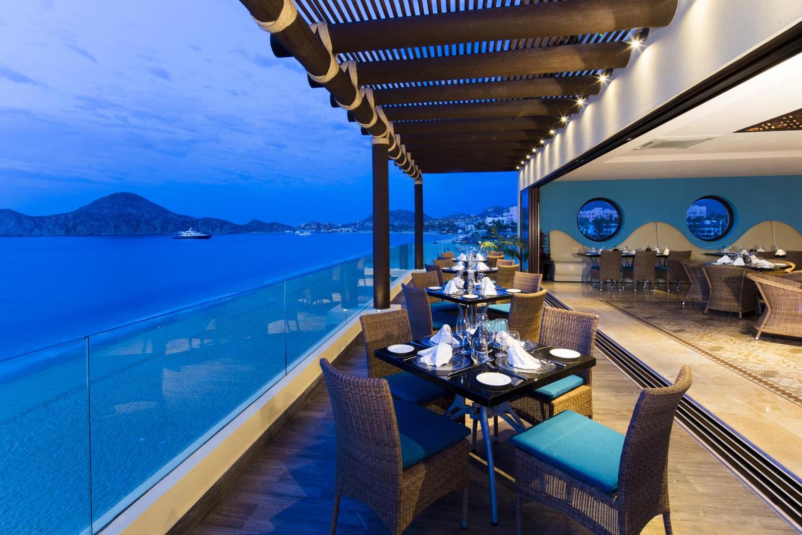 Villa del Arco Beach Resort & Spa