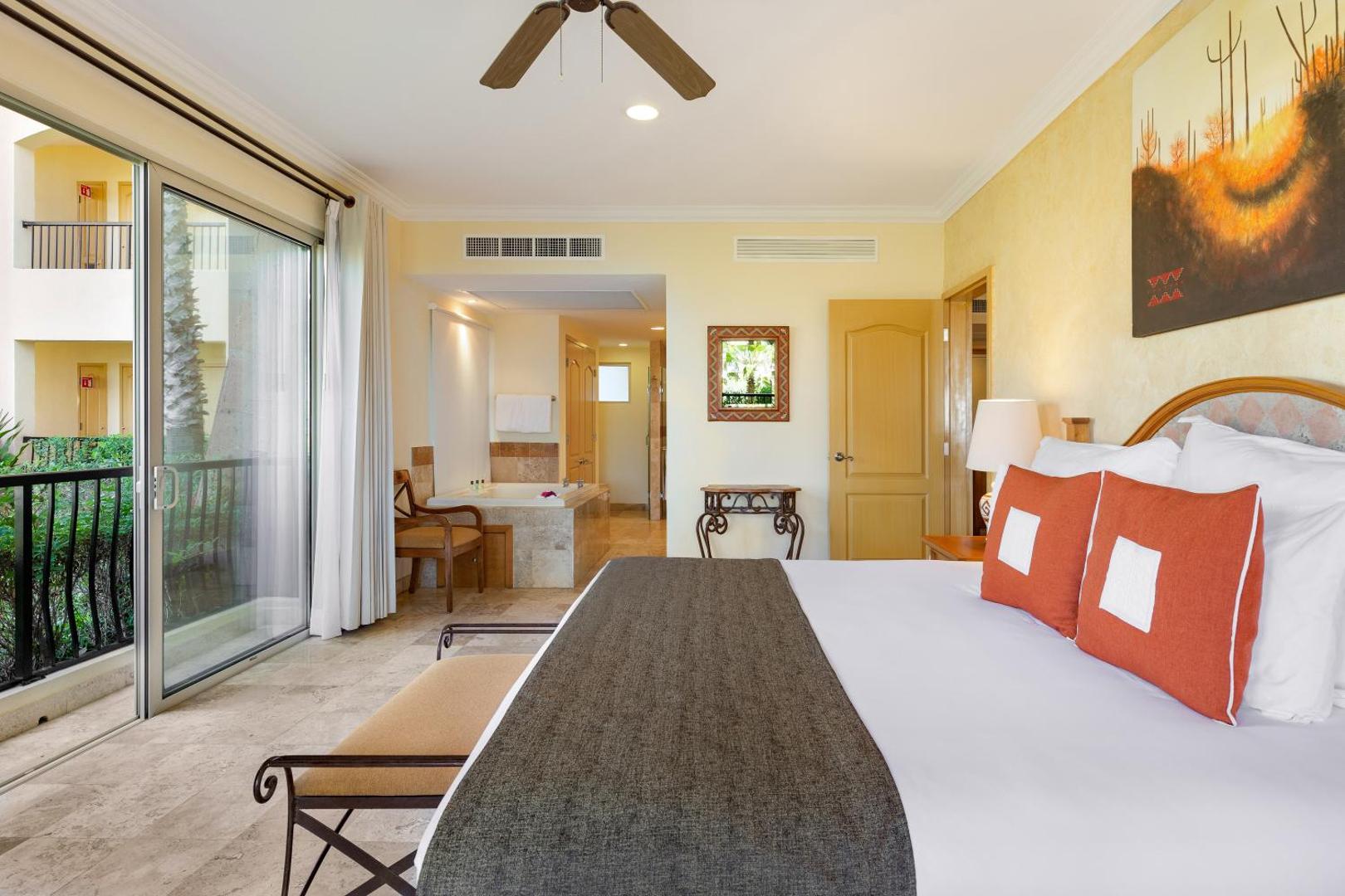 Villa del Arco Beach Resort & Spa