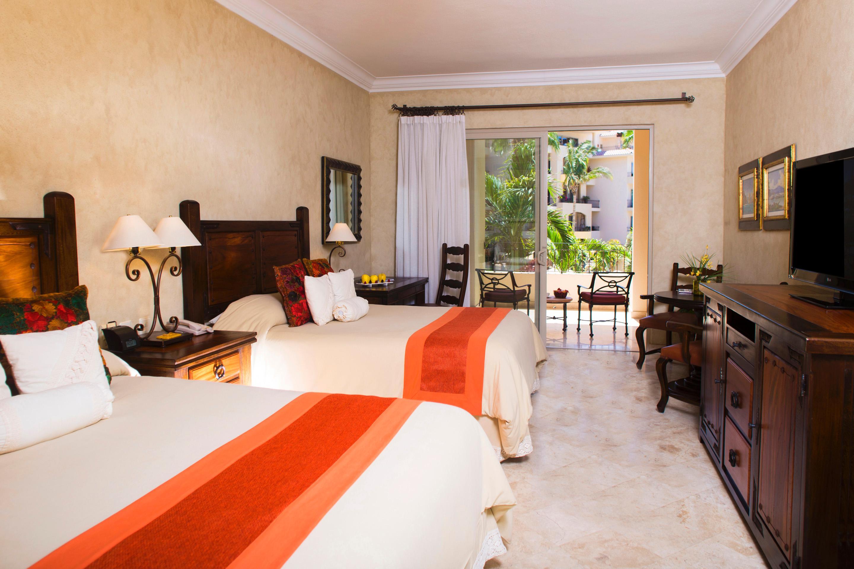 Villa la Estancia Beach Resort & Spa