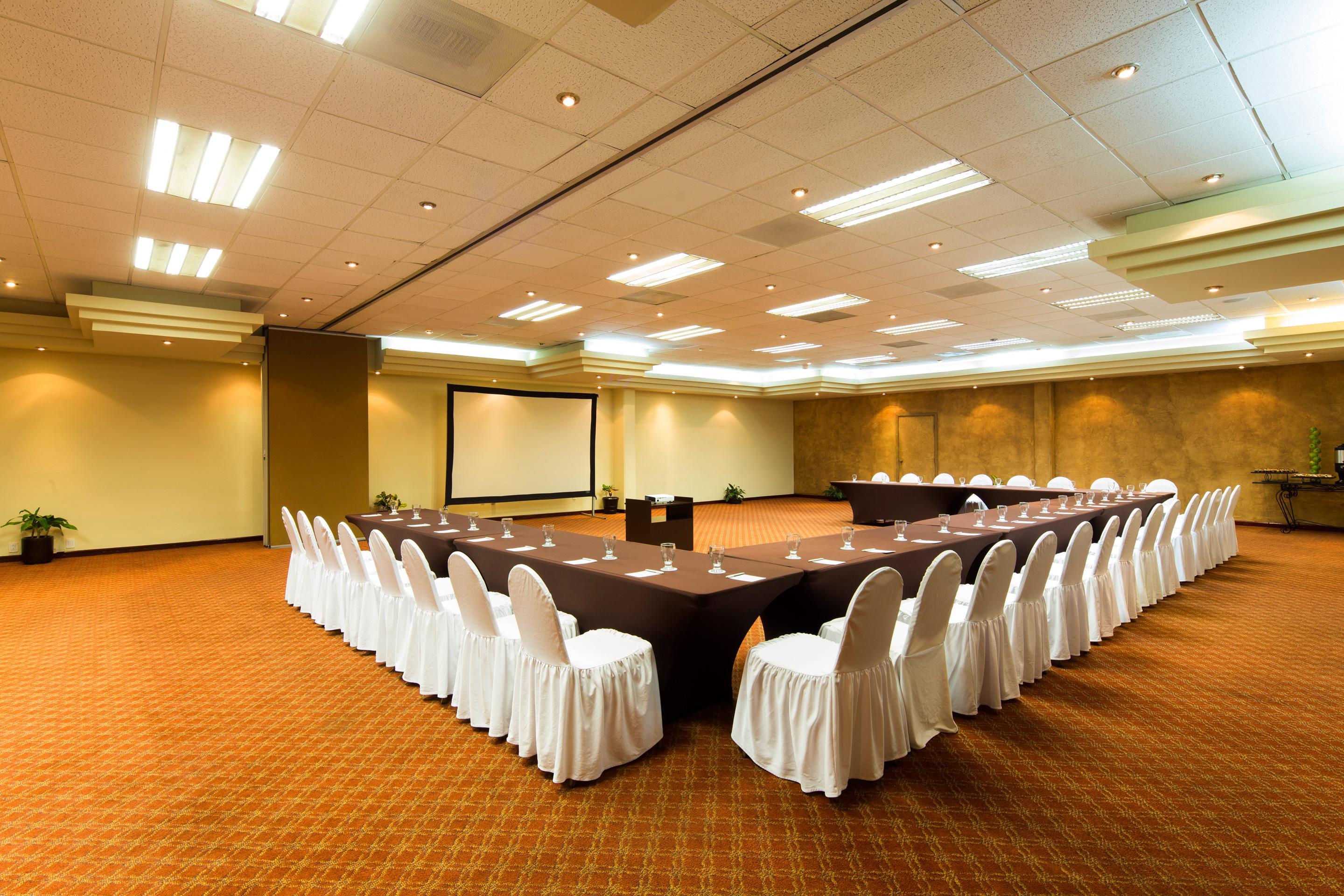 Villa la Estancia Beach Resort & Spa