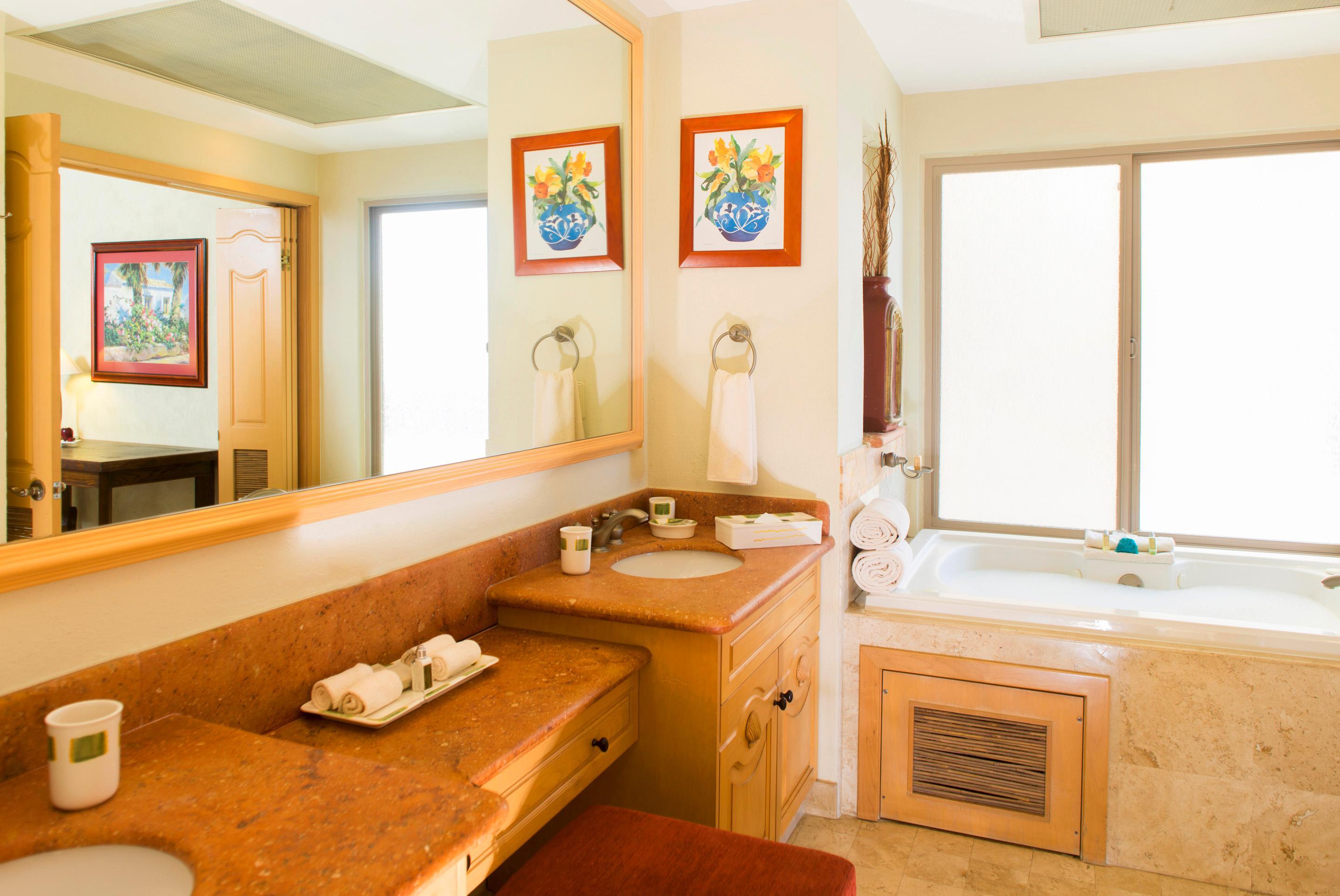 Villa la Estancia Beach Resort & Spa