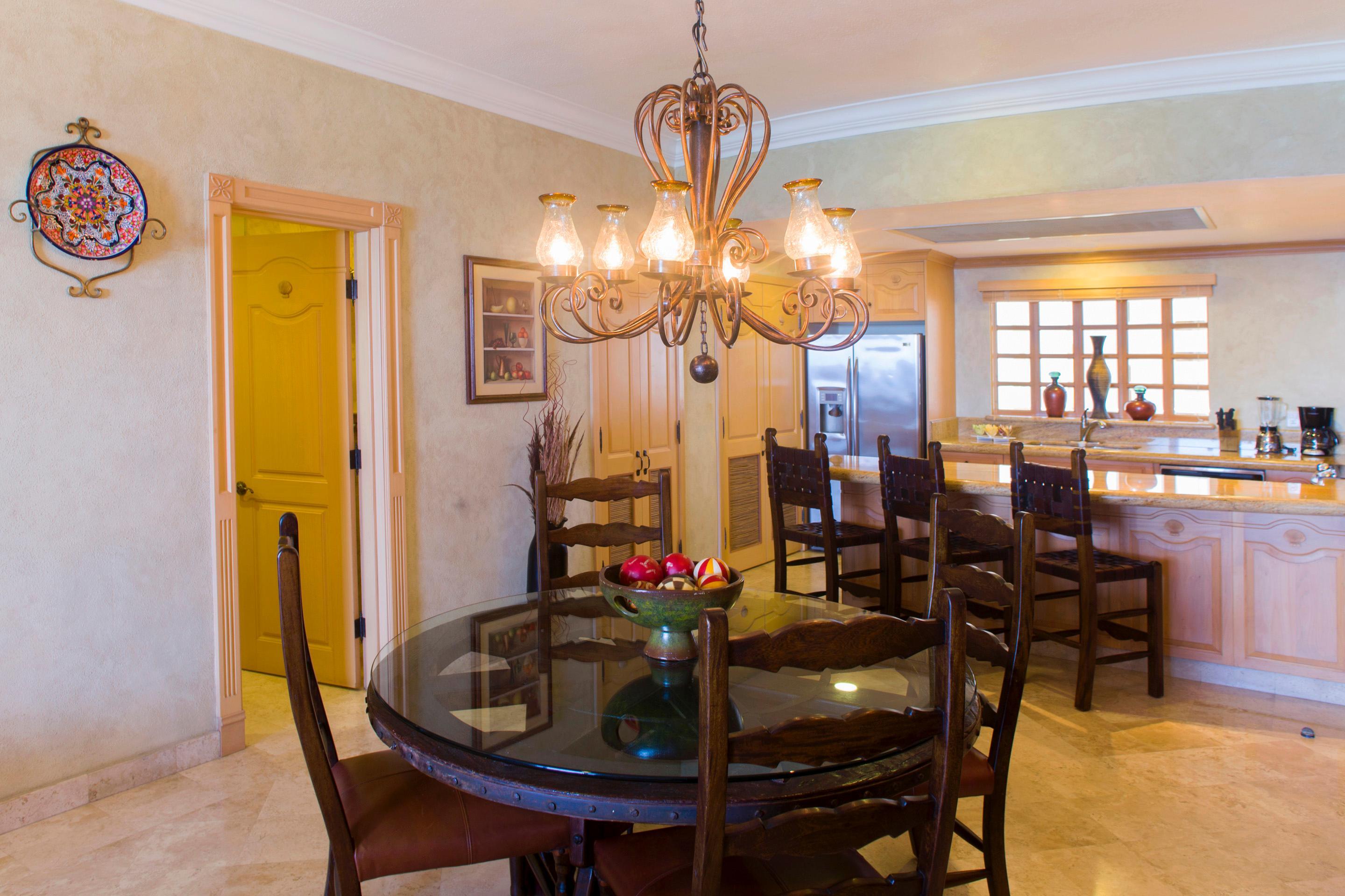 Villa la Estancia Beach Resort & Spa