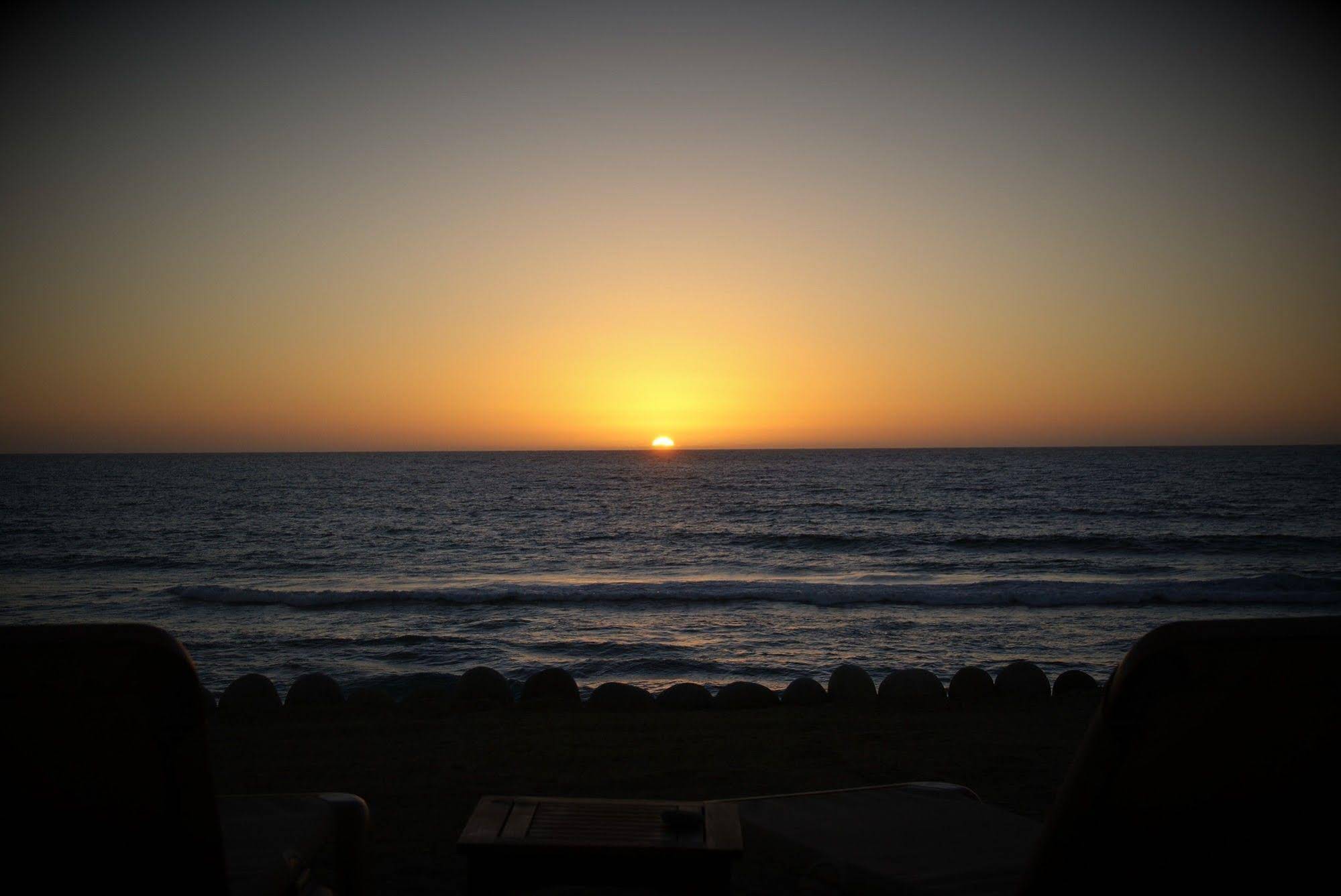 Cerritos Beach Inn