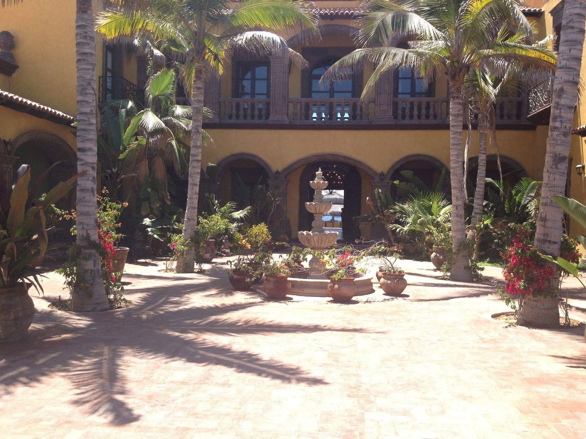 Hacienda Cerritos