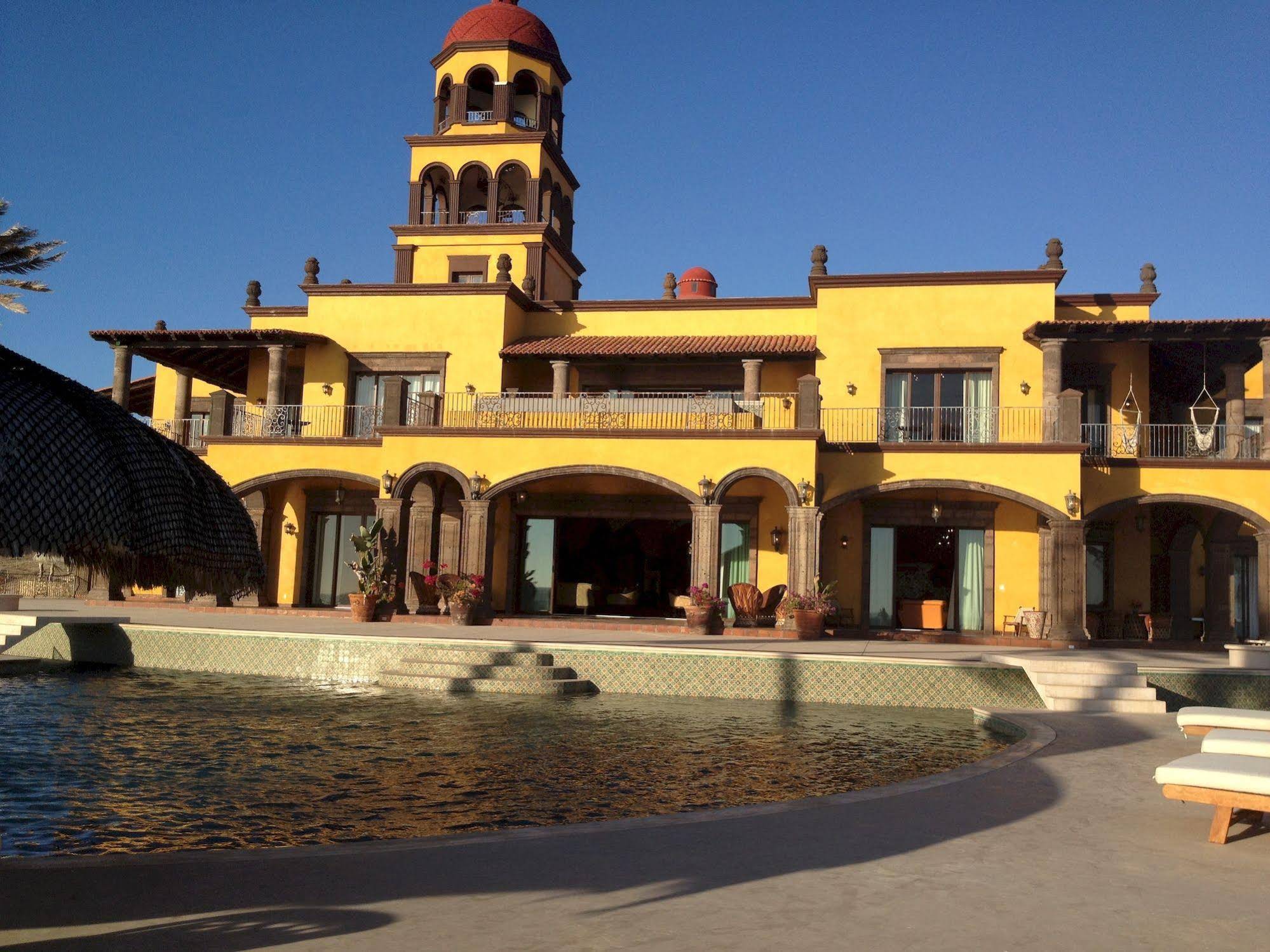 Hacienda Cerritos
