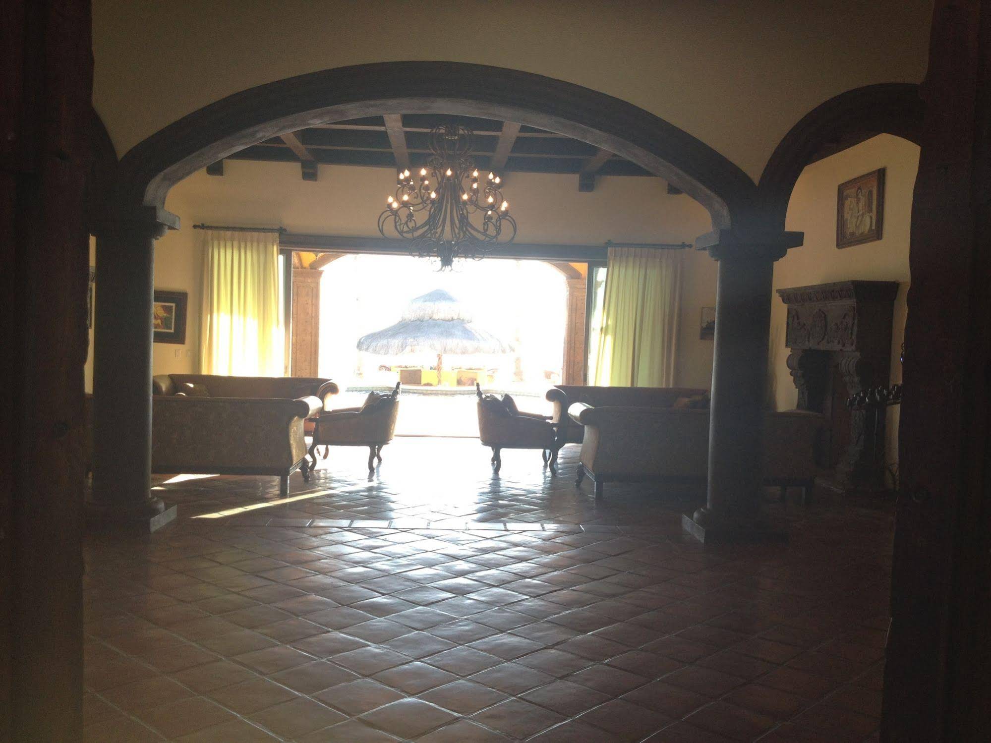Hacienda Cerritos