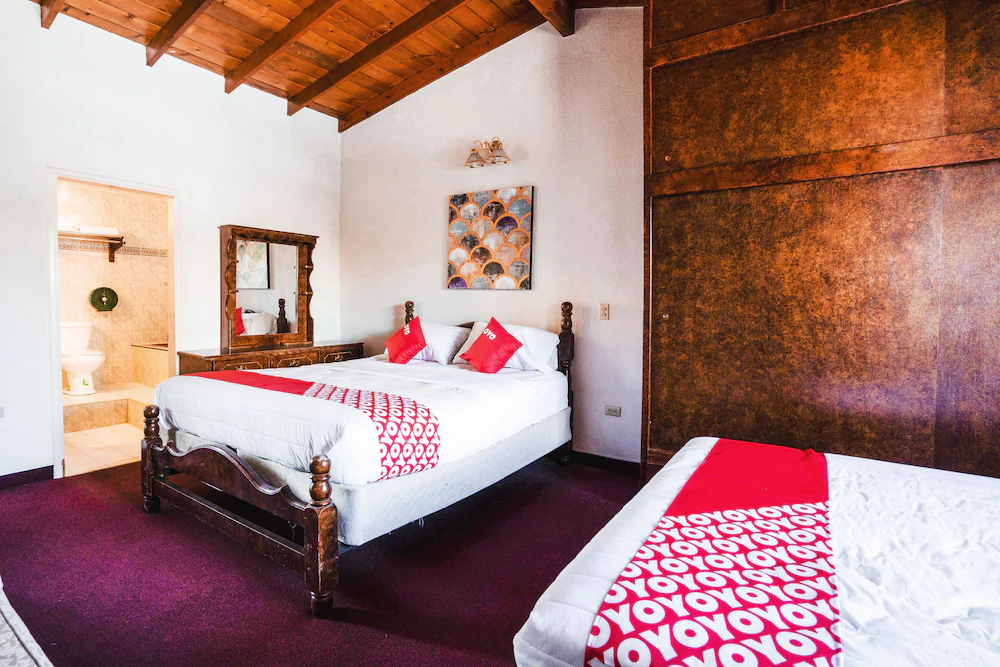 OYO Hotel CocoBeach, Ensenada