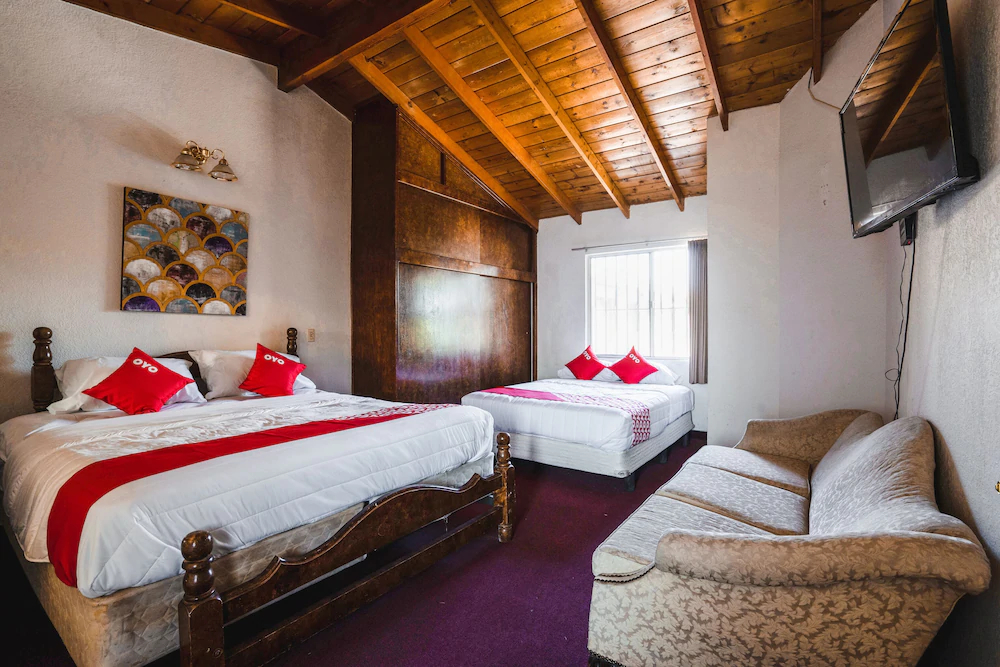 OYO Hotel CocoBeach, Ensenada