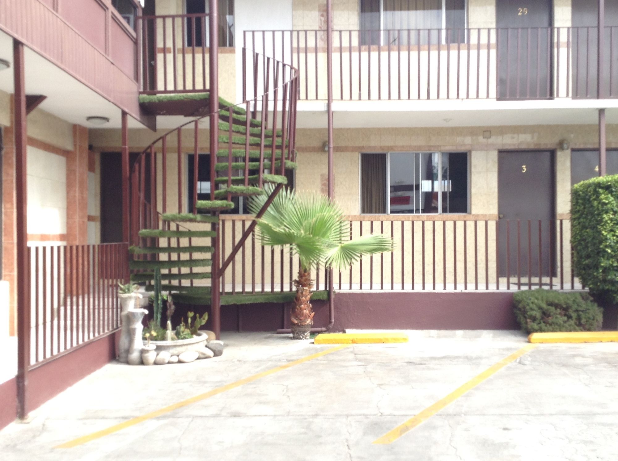Hotel Sahara