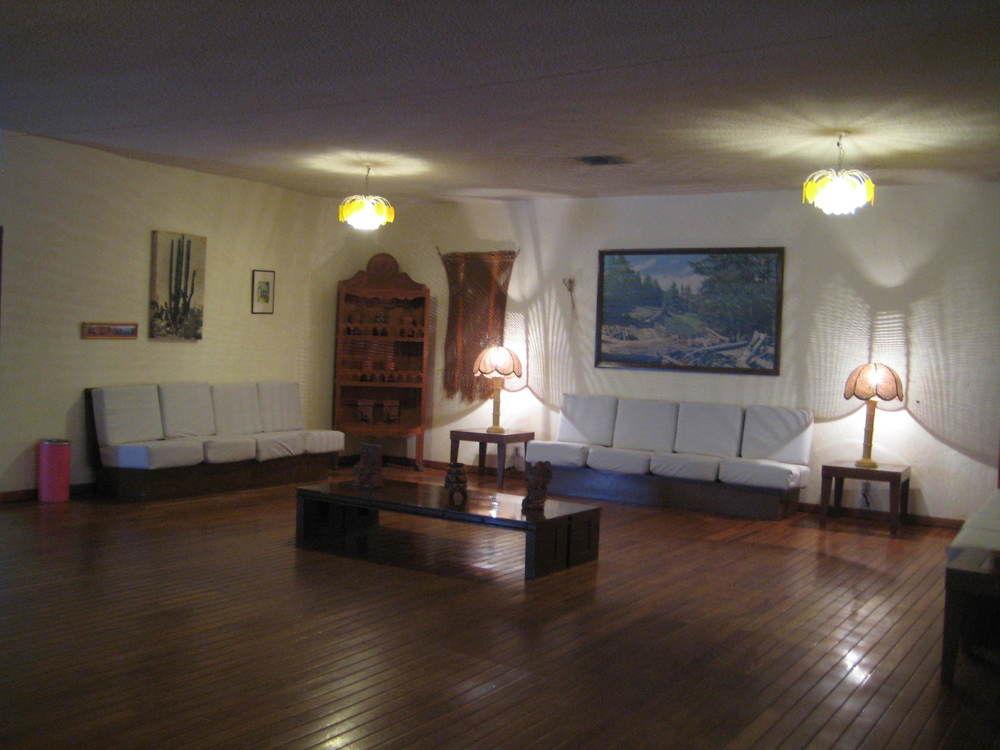 The Halfway Inn Hotel