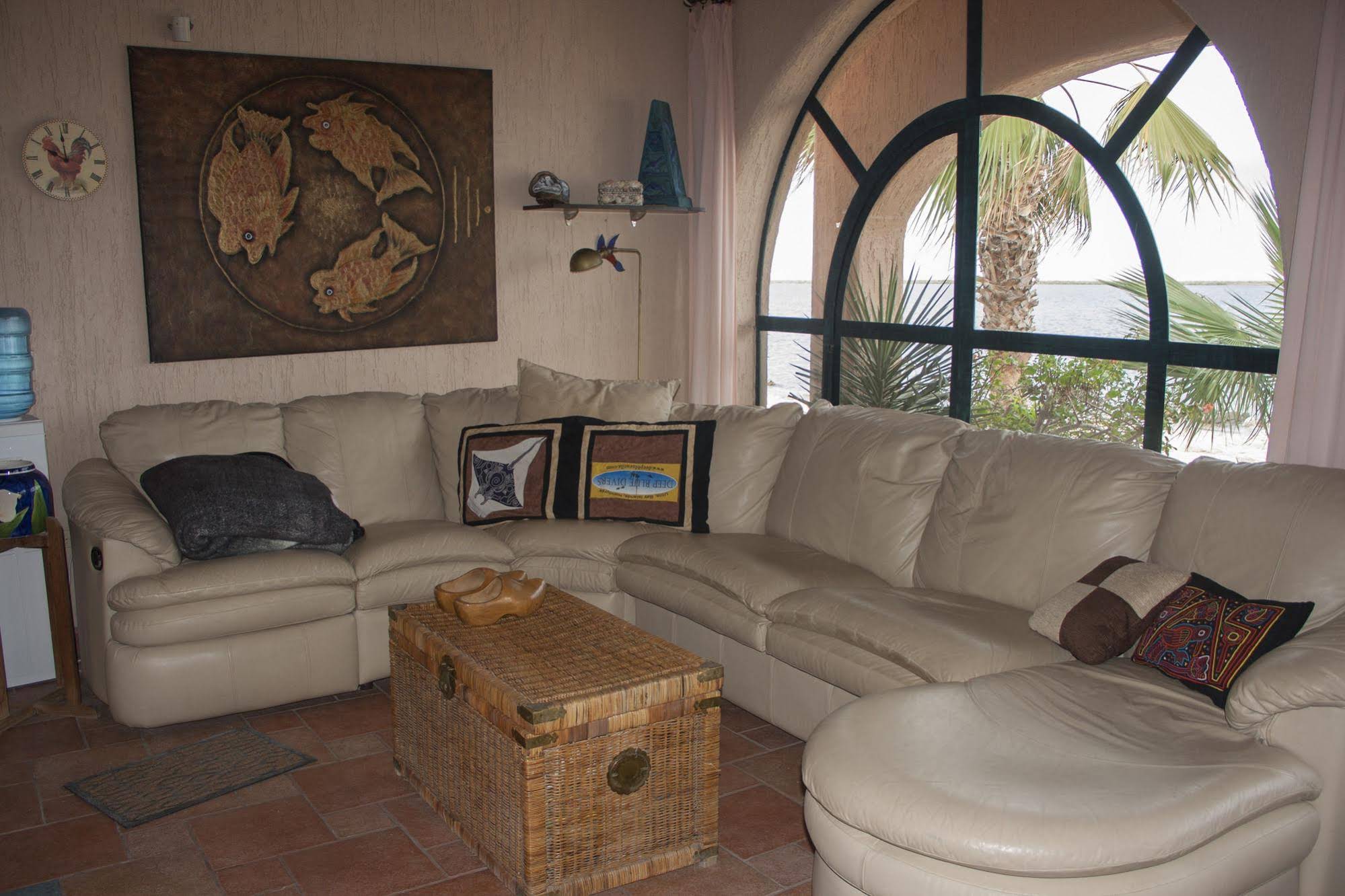 Casa Kootenay Waterfront BnB