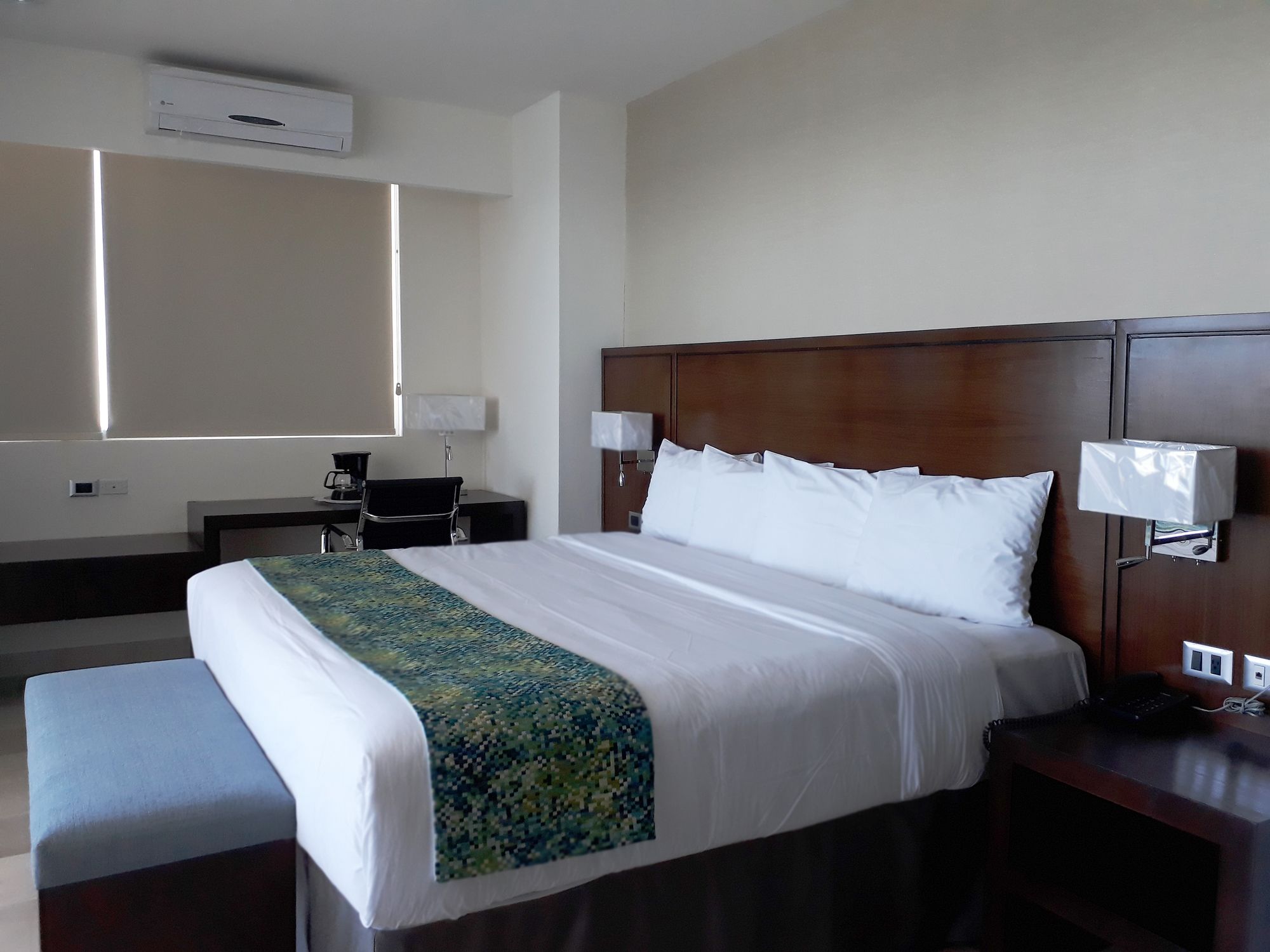 Hotel Seven Crown La Paz Malecón