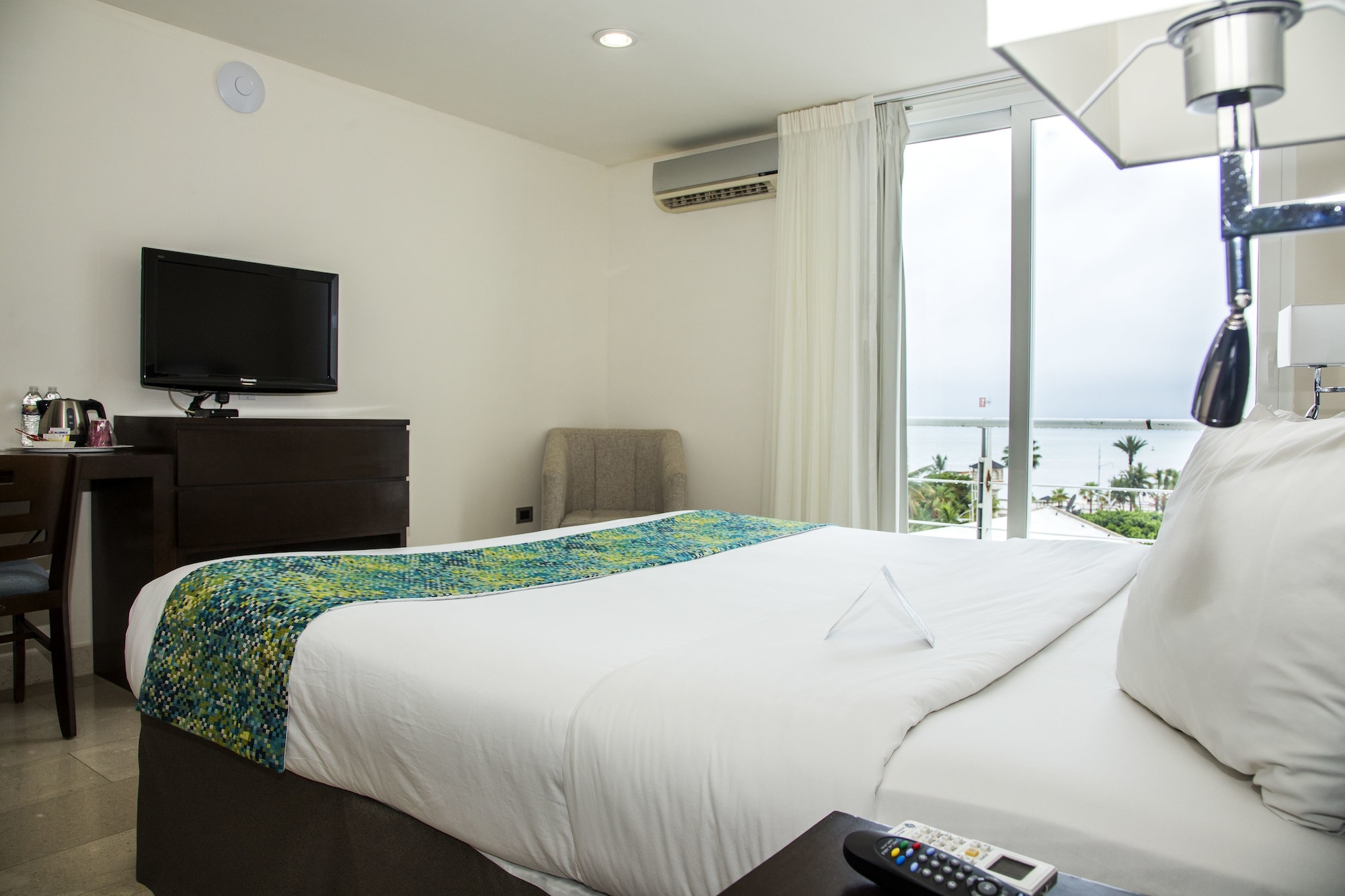 Hotel Seven Crown La Paz Malecón