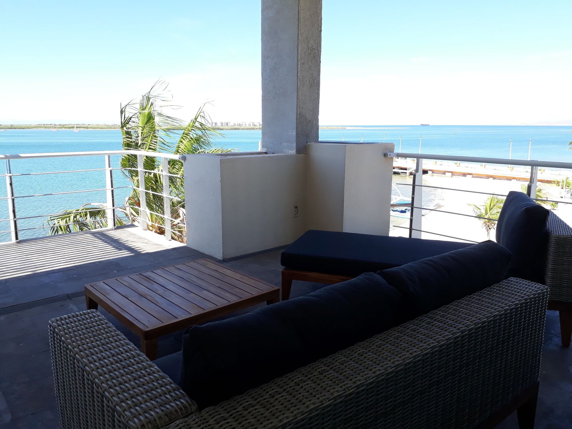 Hotel Seven Crown La Paz Malecón