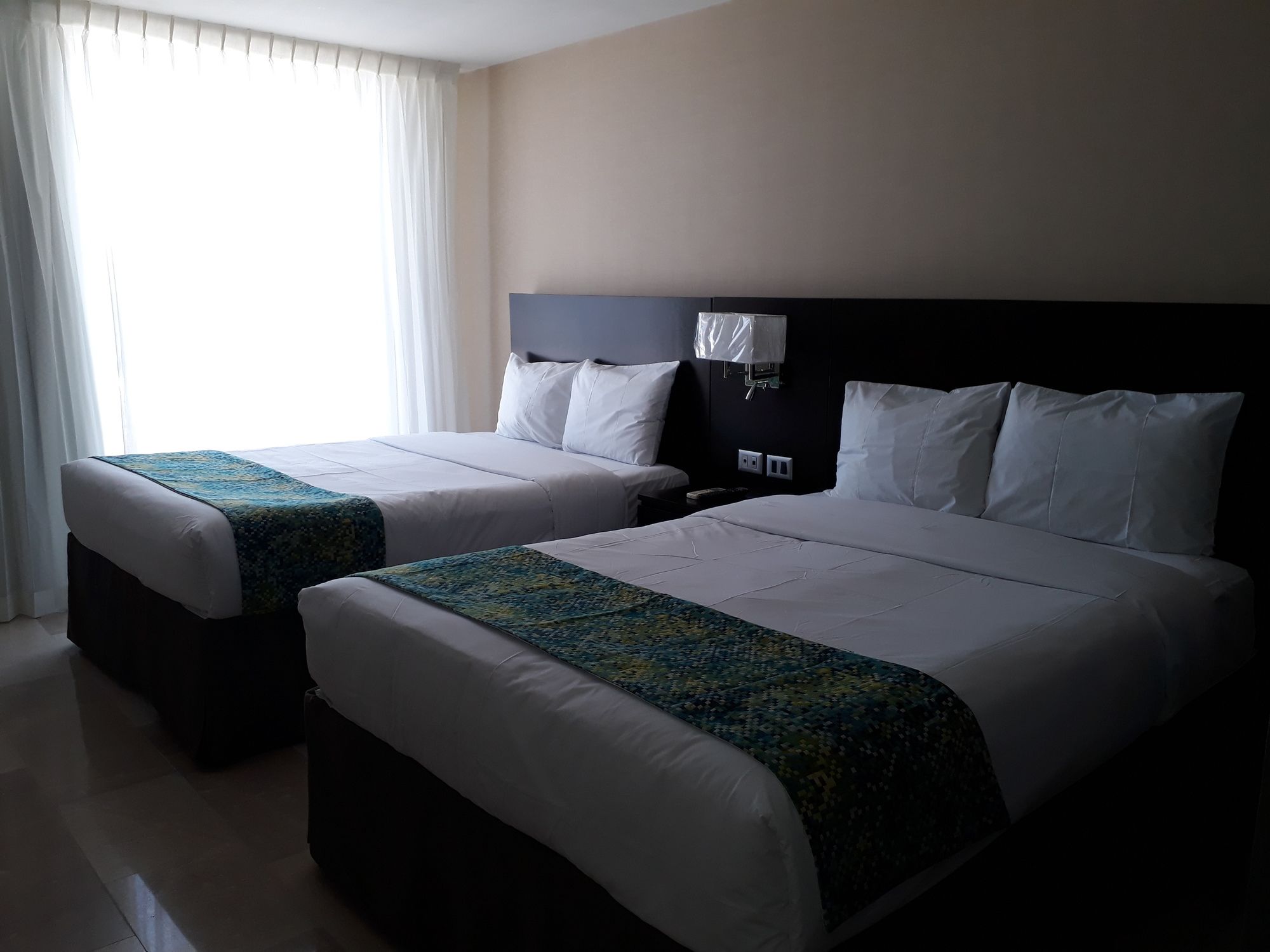 Hotel Seven Crown La Paz Malecón