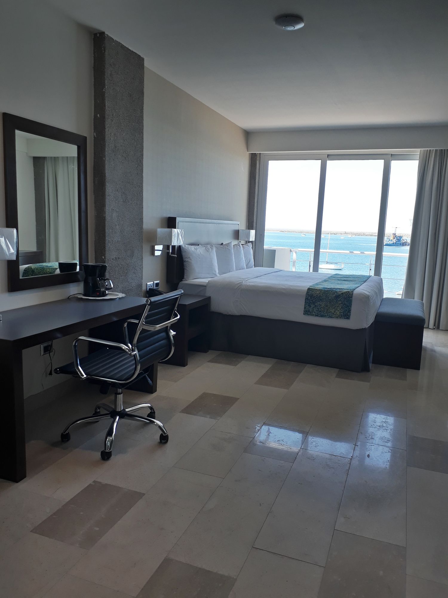 Hotel Seven Crown La Paz Malecón