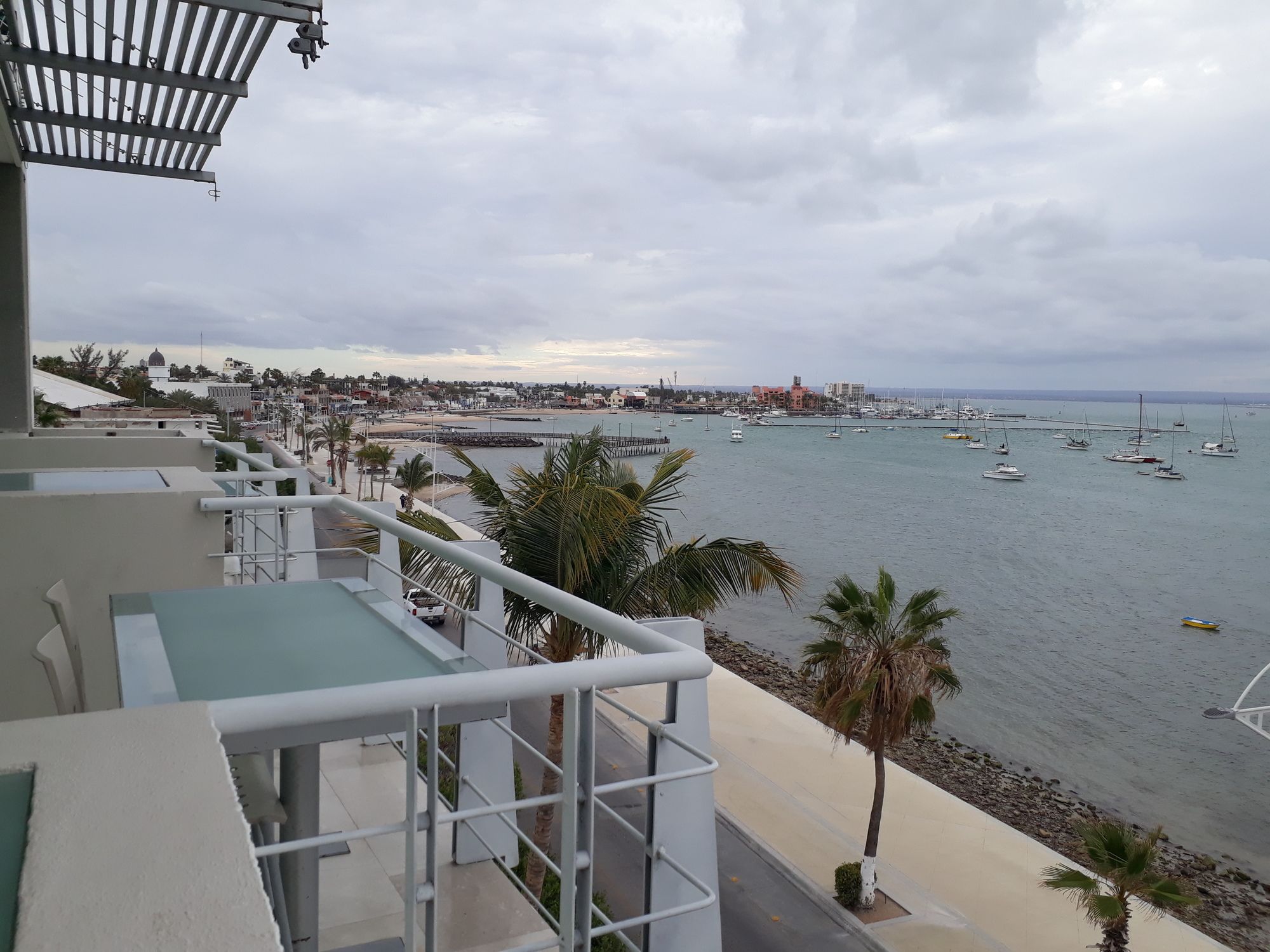 Hotel Seven Crown La Paz Malecón