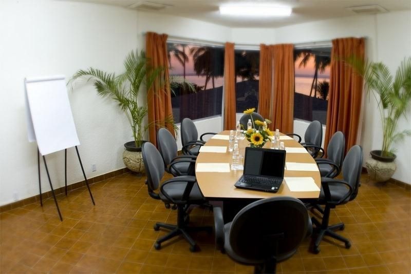 Hotel La Concha Beach Resort