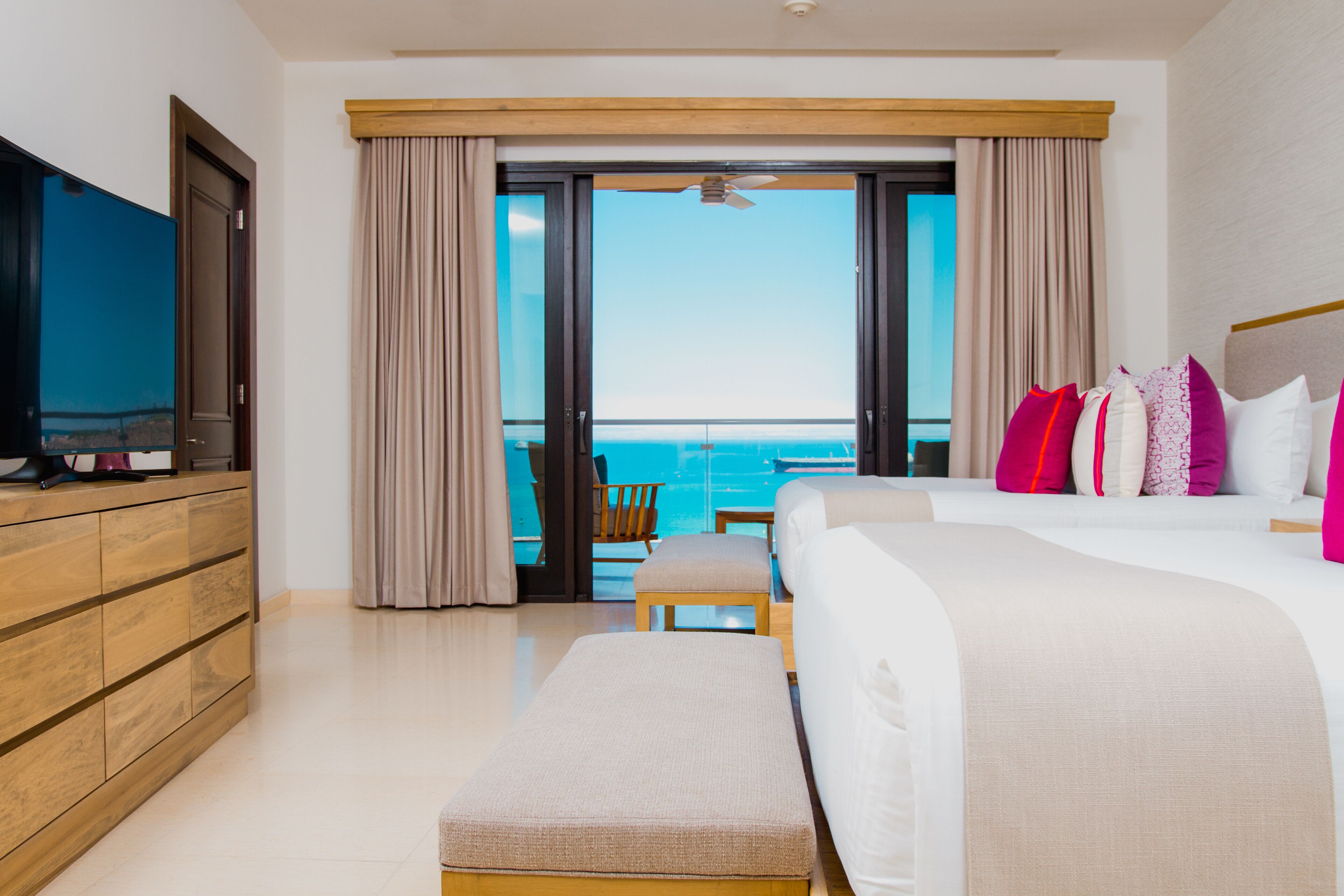 Puerta Cortes Residences