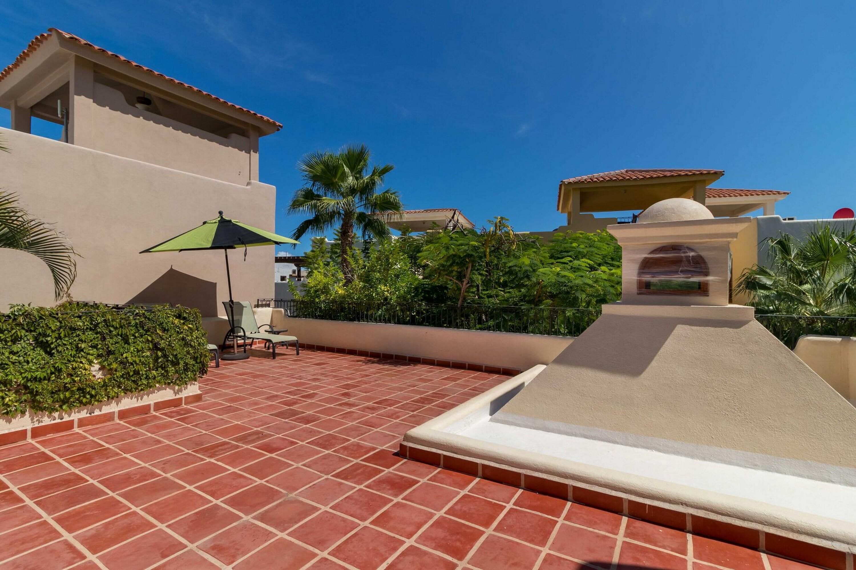 Casa De La Alegria 3BR by Casago