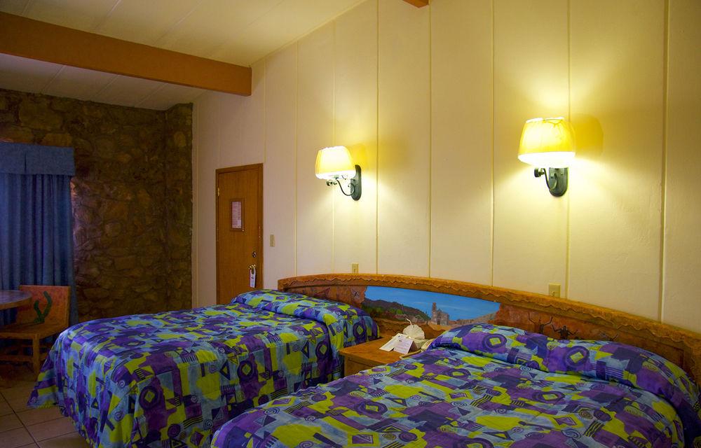 Hotel Oasis