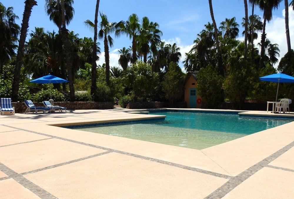 Hotel Oasis