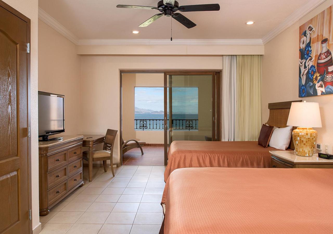 Villa del Palmar at the Islands of Loreto by Danzante Bay