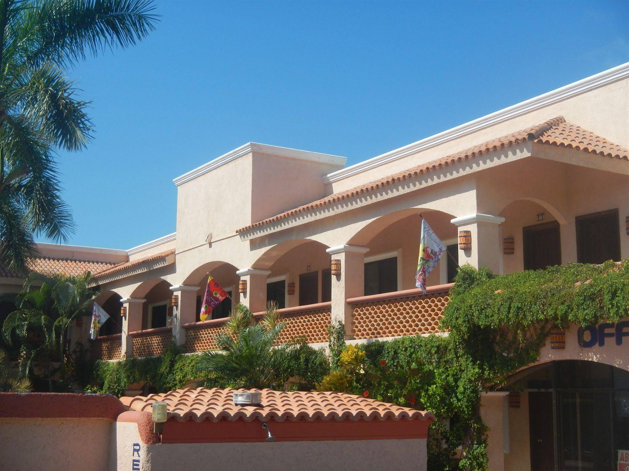 Los Barriles Hotel