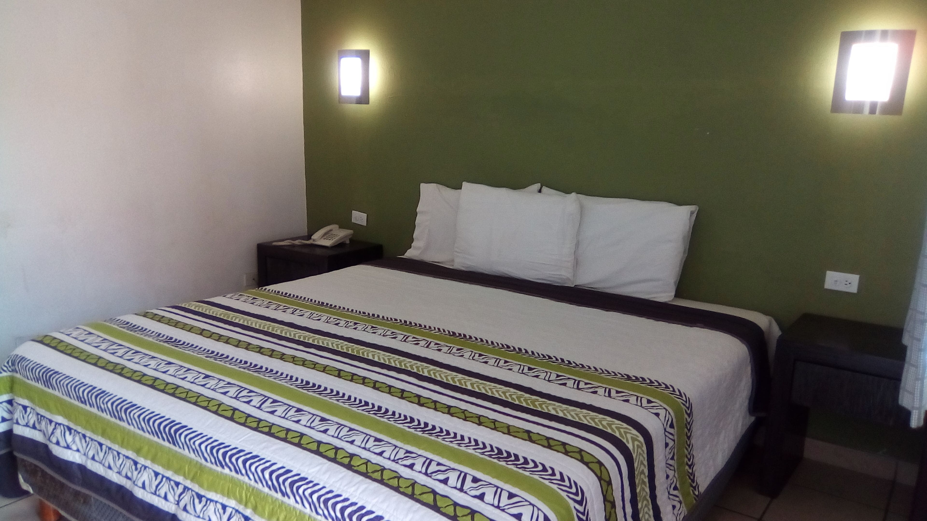 Hotelco Inn
