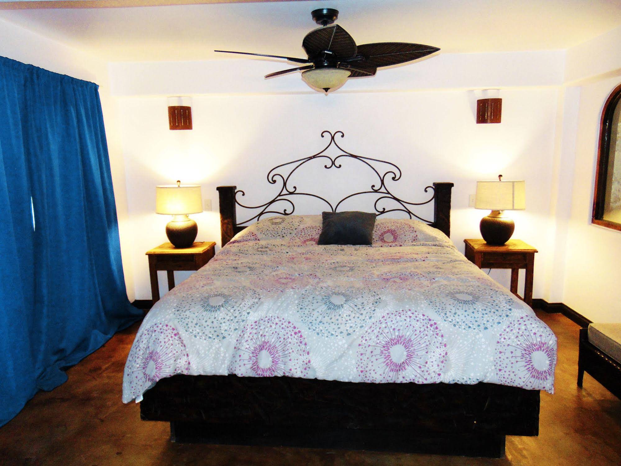 Casa Playa Baja