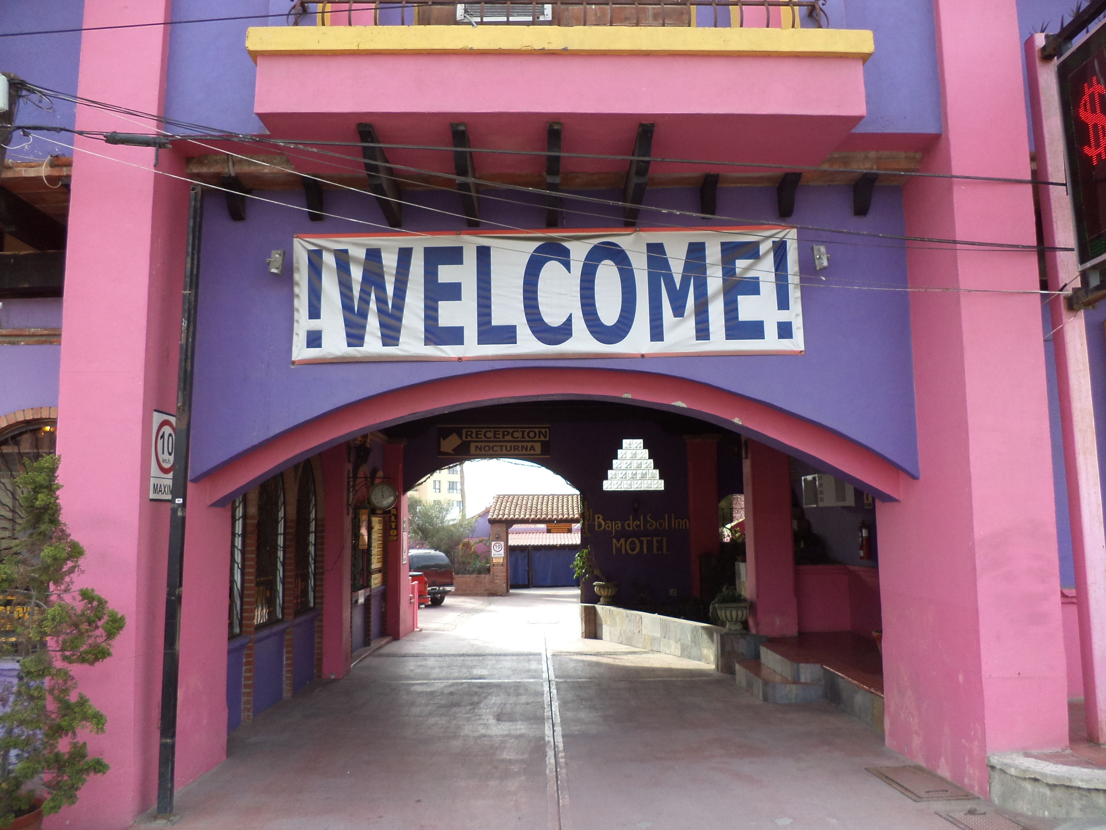 Hotel Del Sol Inn