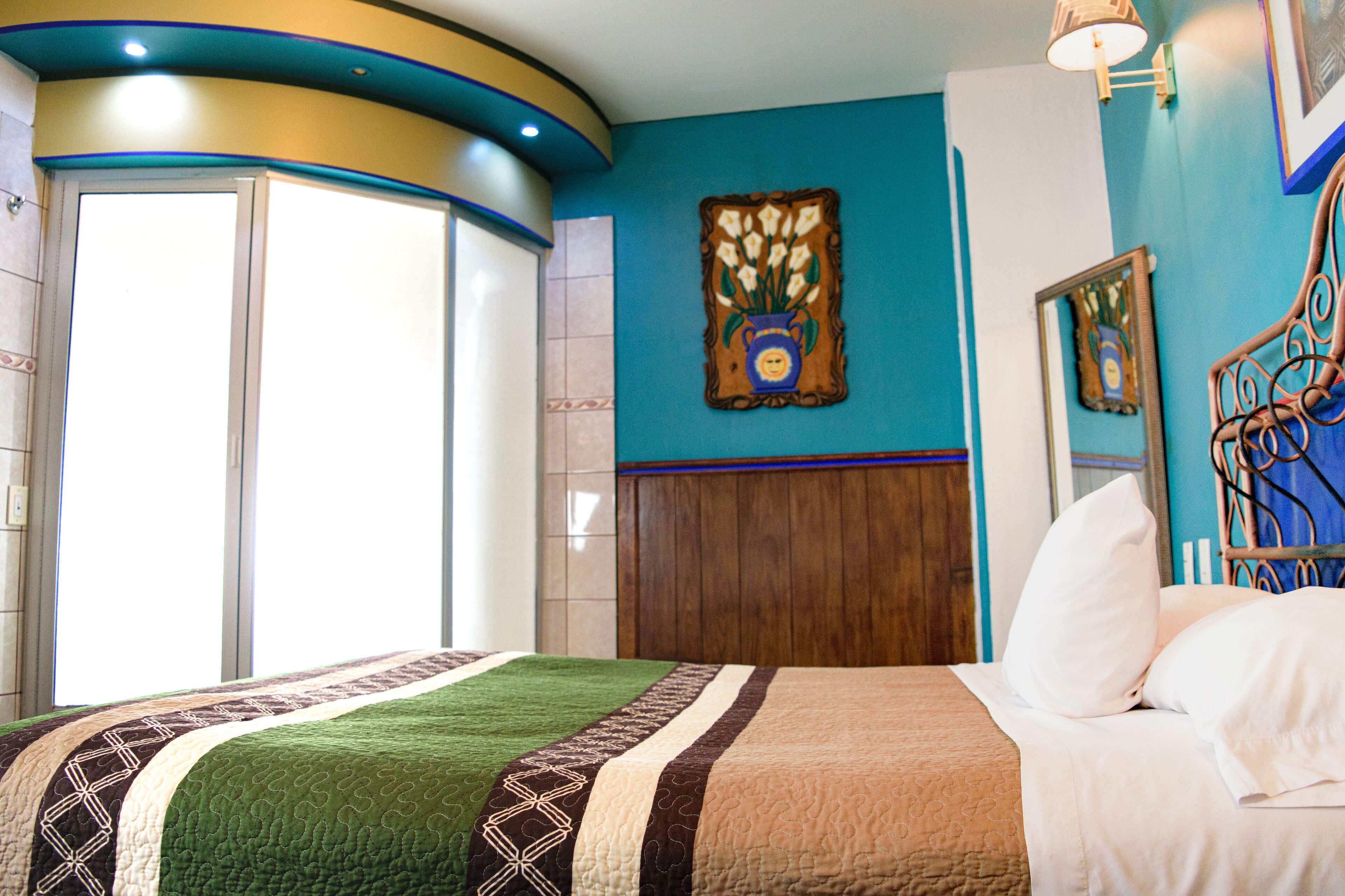 Hotel Del Sol Inn