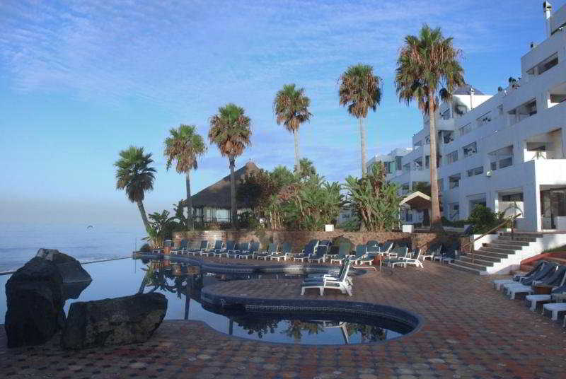 Las Rocas Resort & Spa