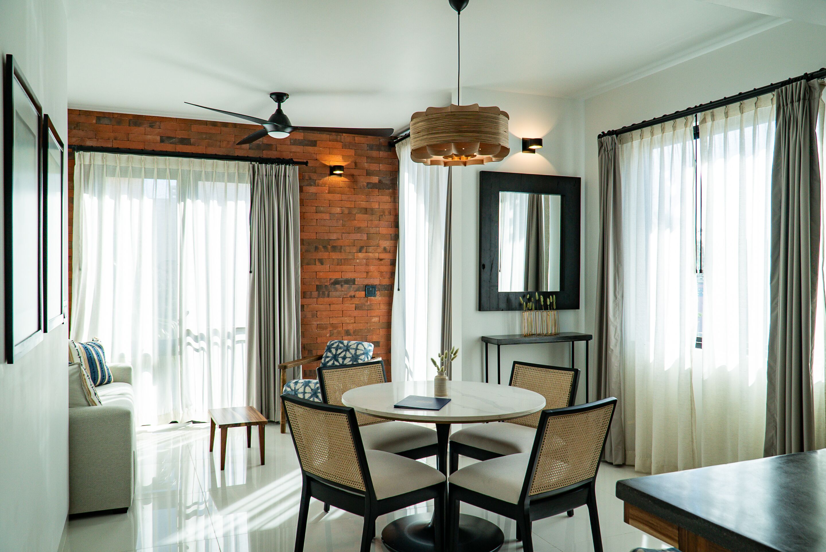 Flamboyan Hotel & Residences