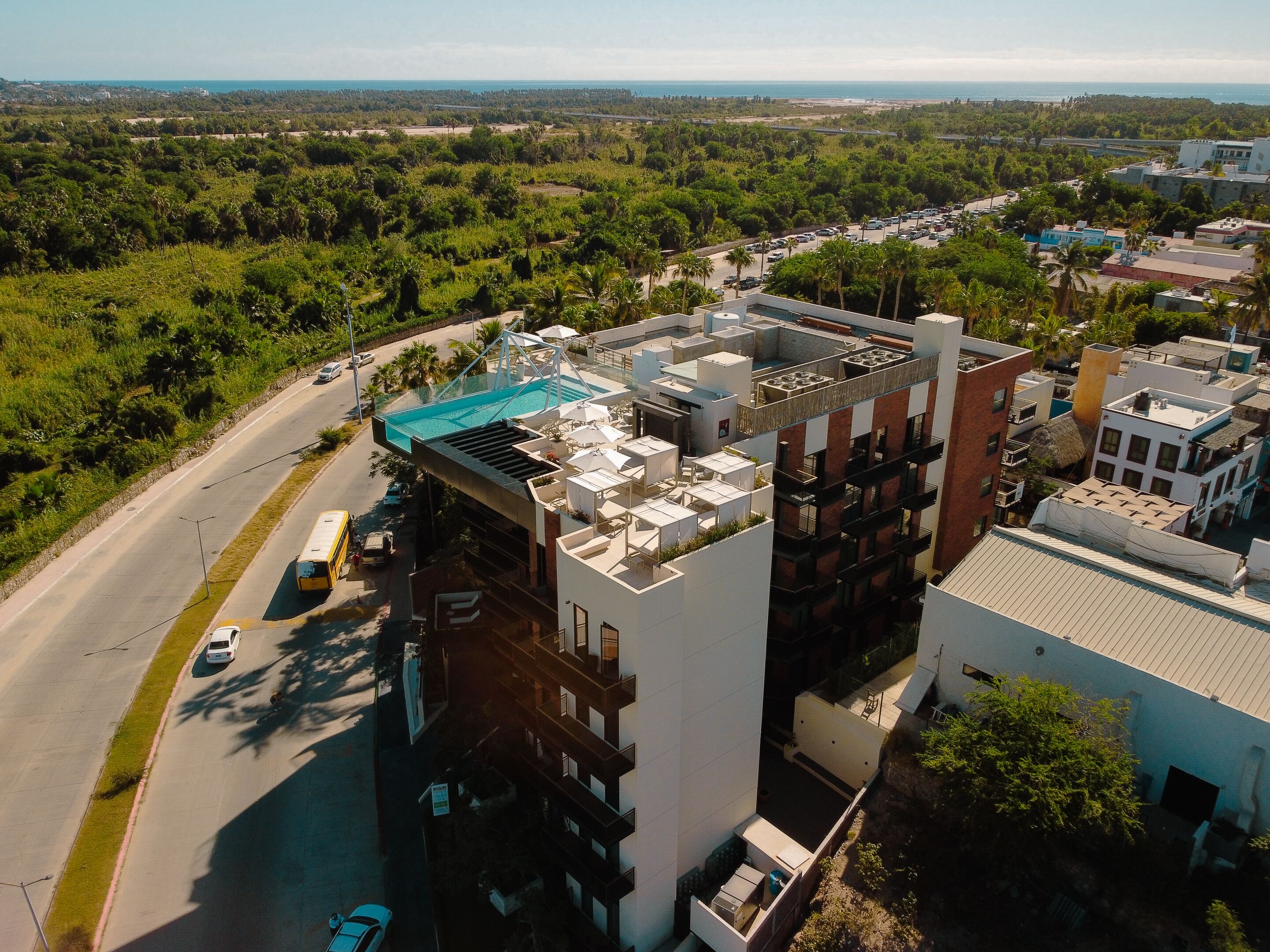 Flamboyan Hotel & Residences