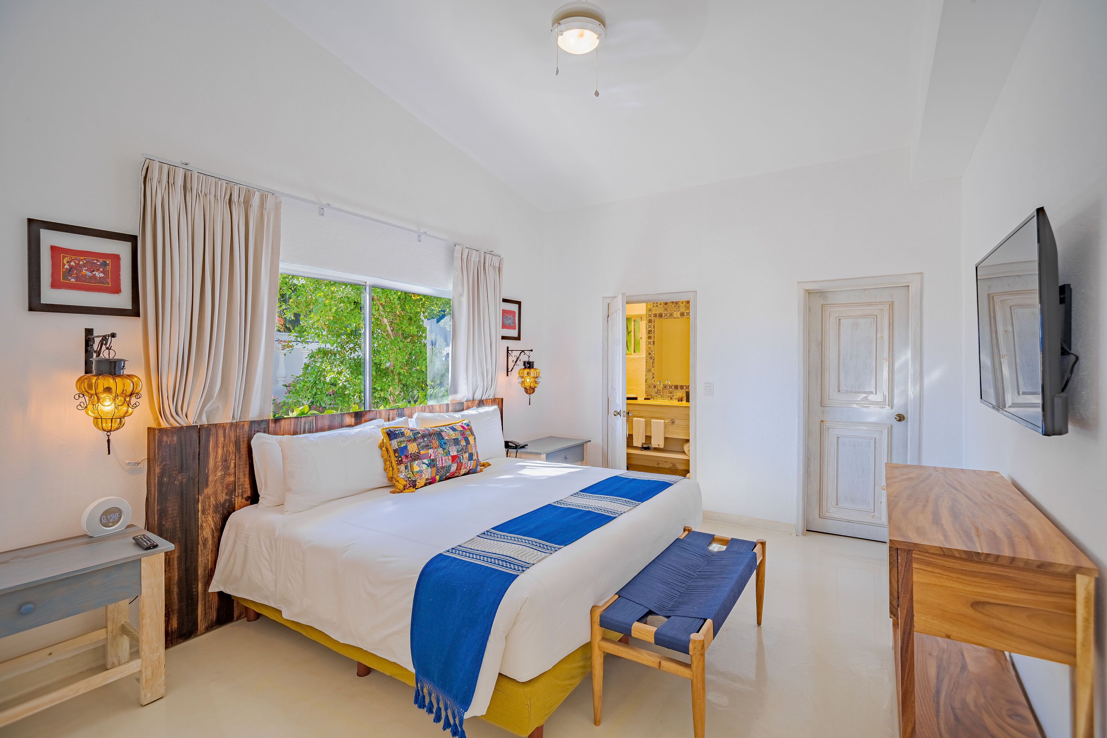 Mar del Cabo by Velas Resorts