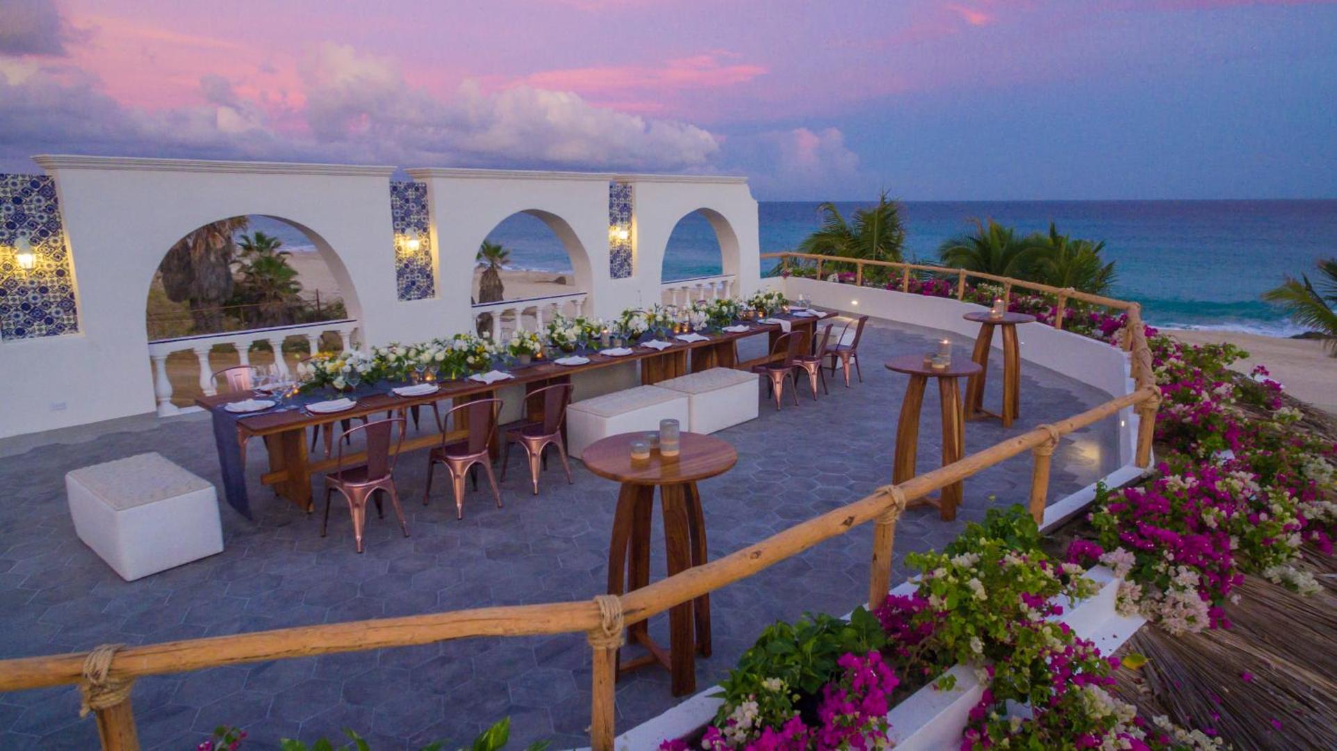 Mar del Cabo by Velas Resorts