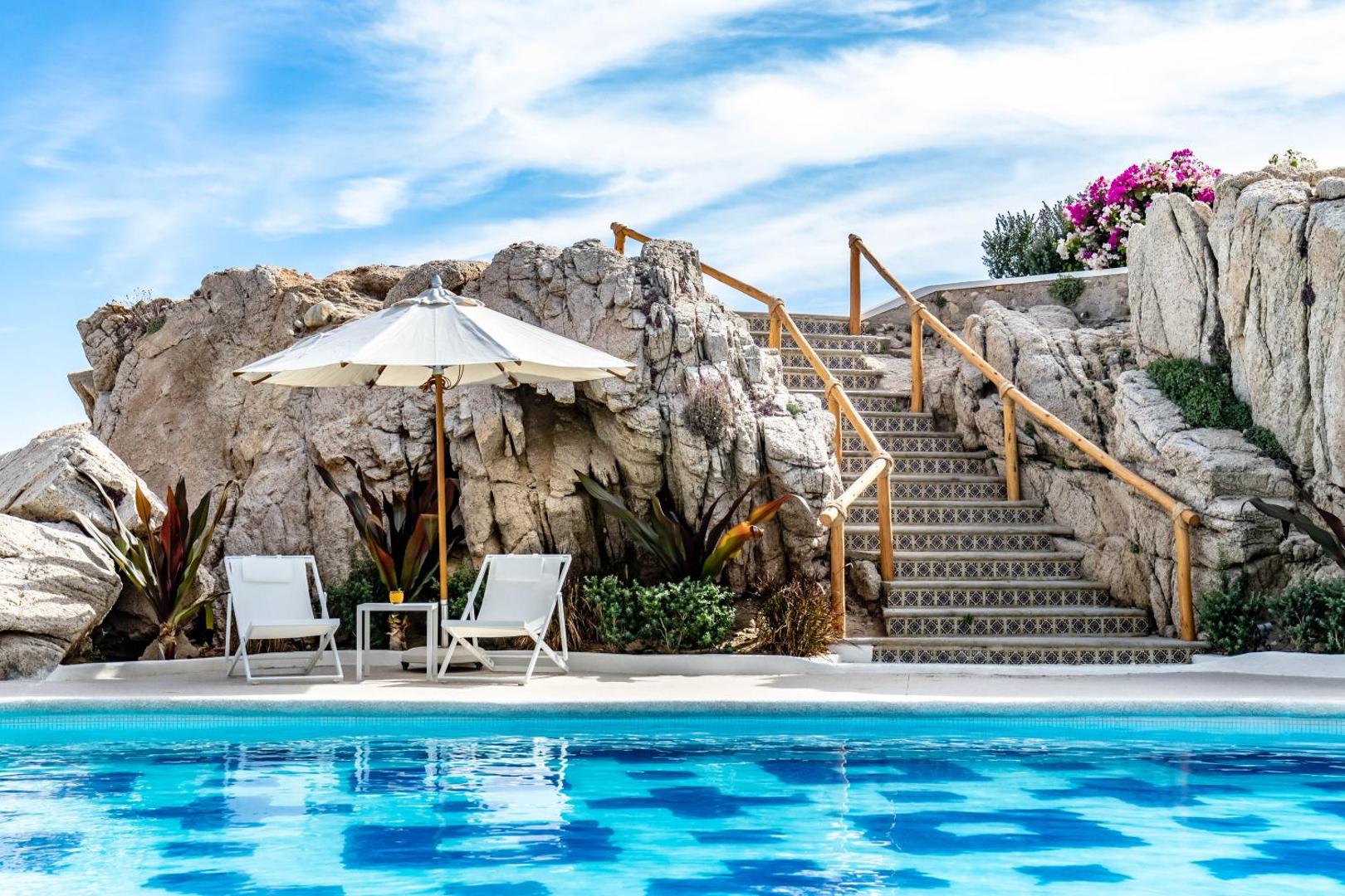 Mar del Cabo by Velas Resorts